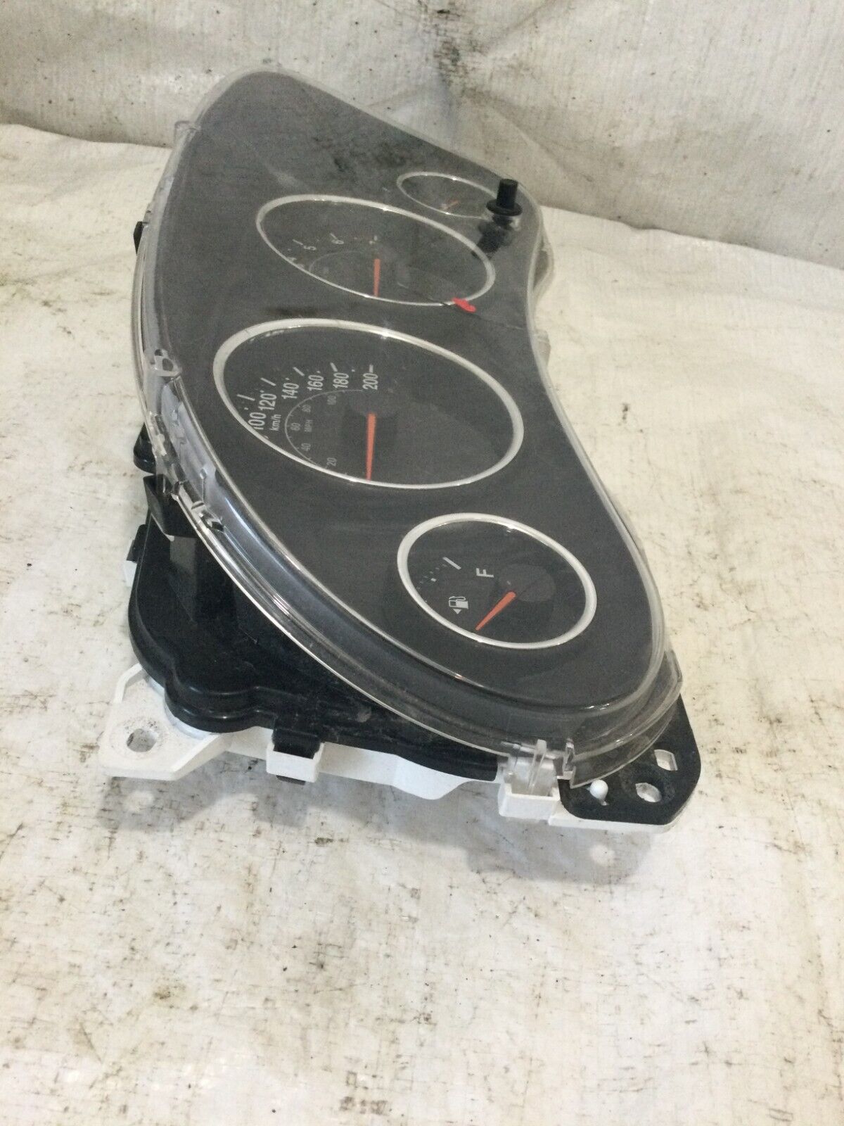 2017 Jeep Warangler Speedometer Gauges Instrument Cluster OEM KPH