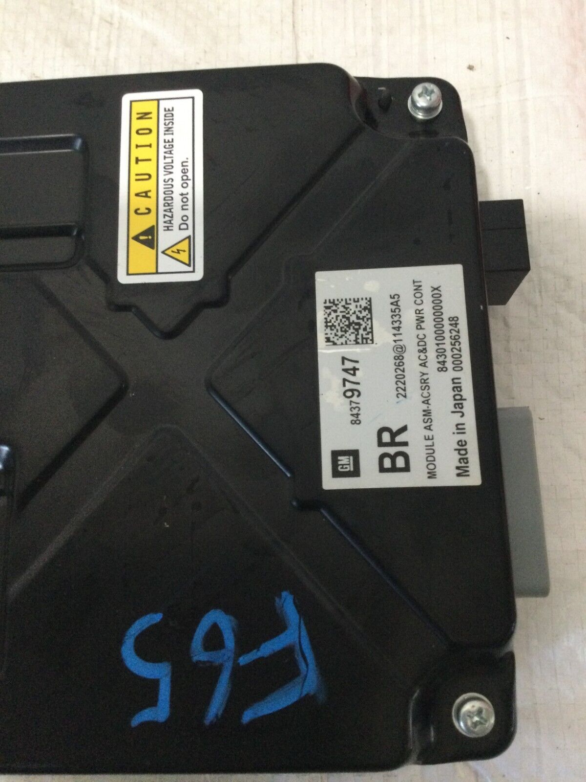 2019-2022 GMC Sierra 3500HD A/C D/C Power Inverter  84379747 OEM