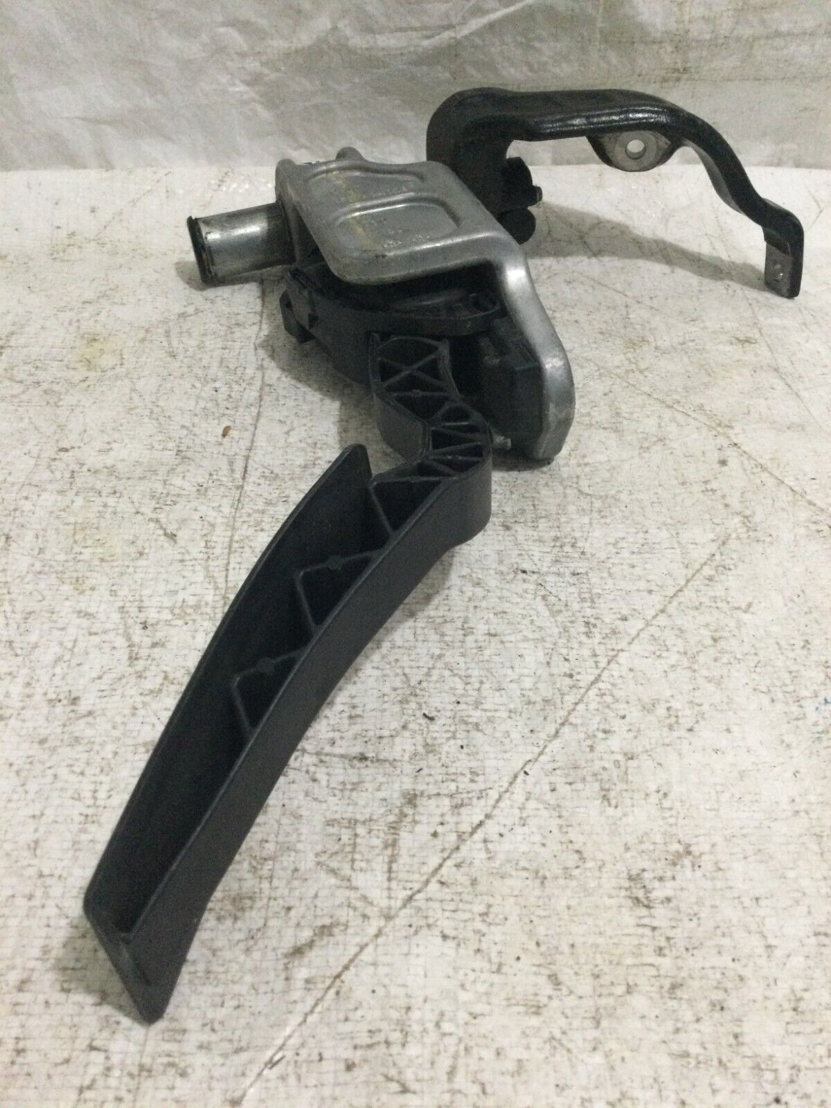 2007 Dodge Ram 3500 6.7L Turbo Diesel Accelerator Gas Pedal OEM