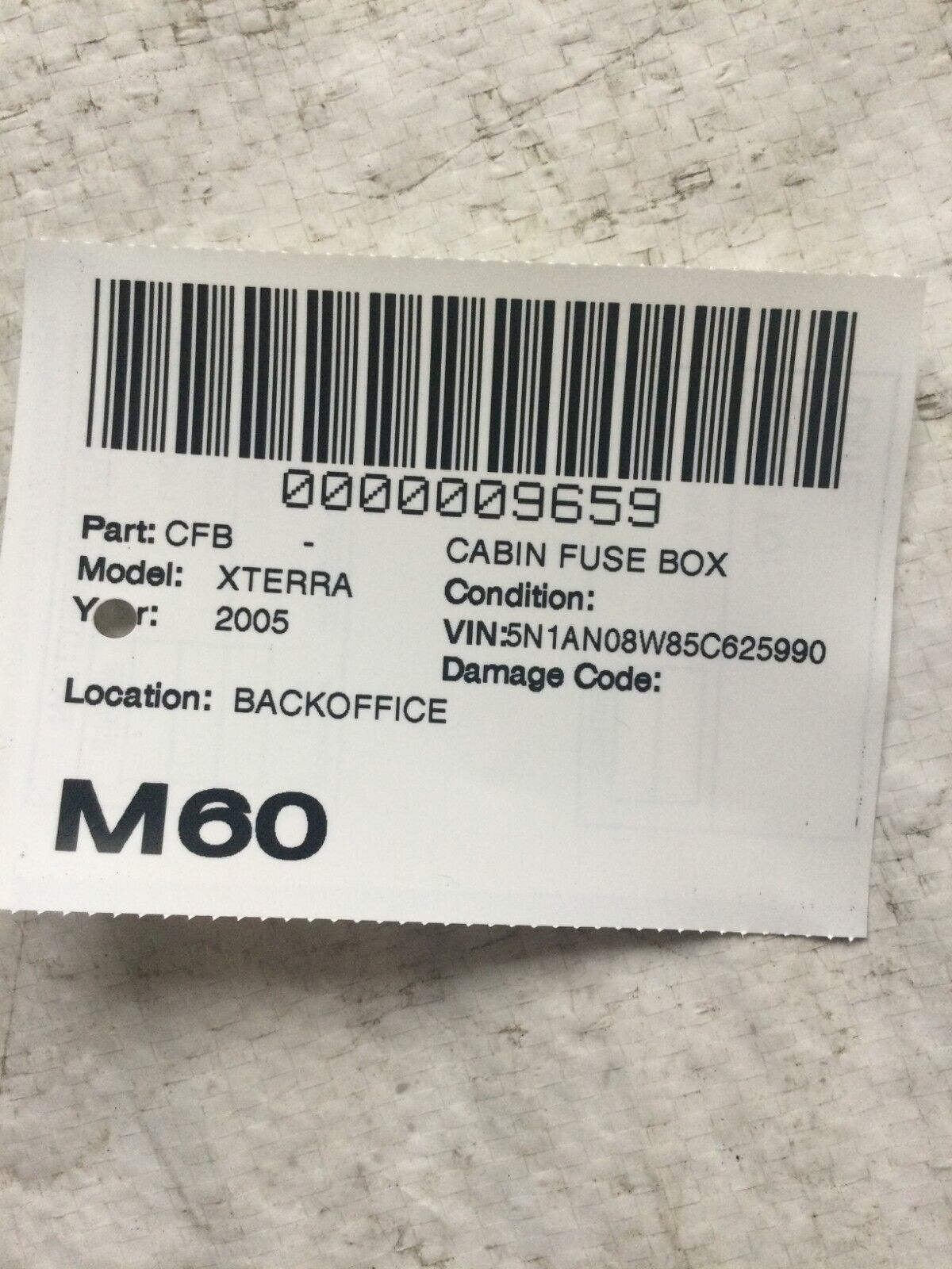 2005 Nissan Xterra Cabin Fuse Box OEM
