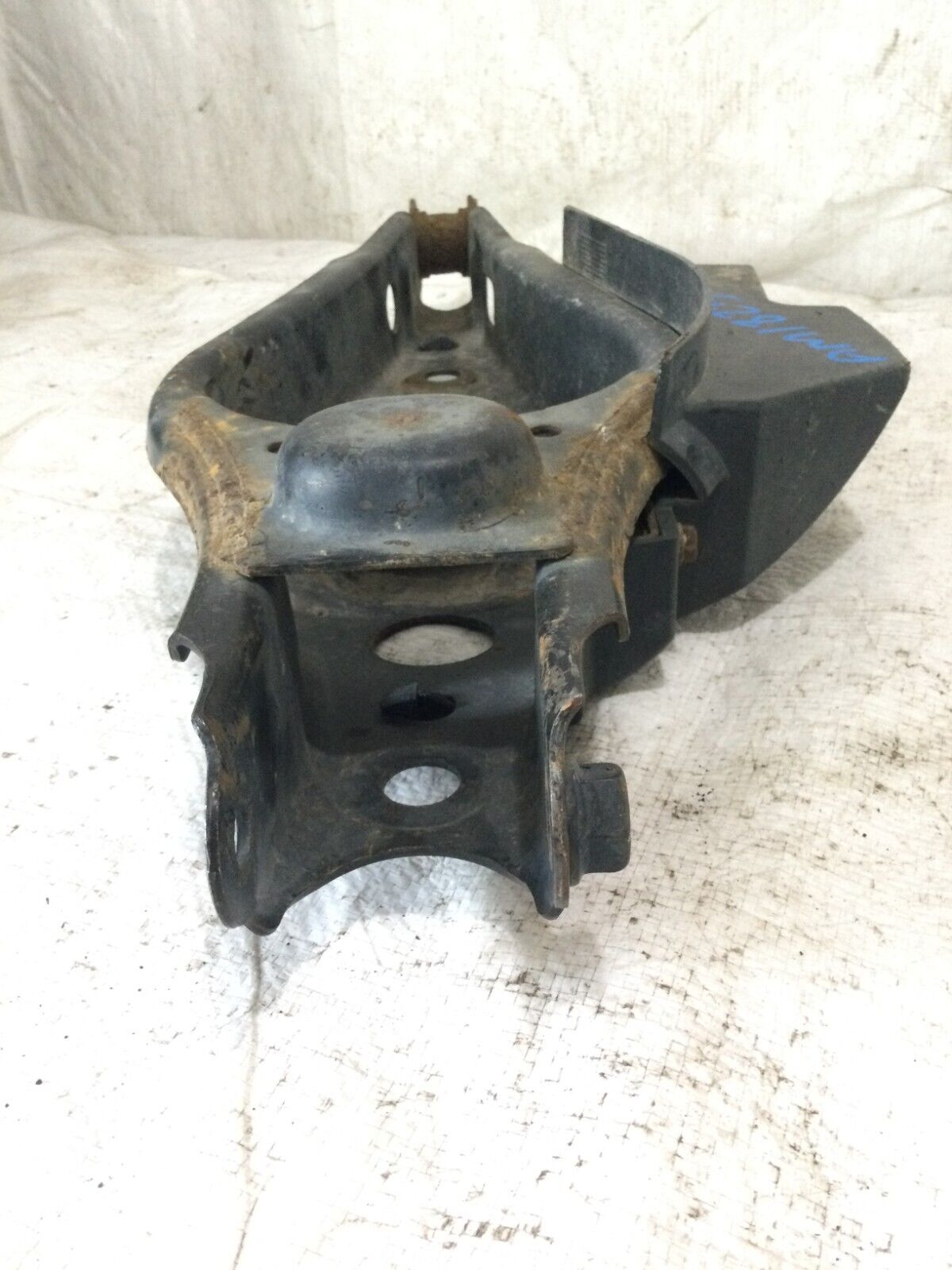 2016 Toyota Rav4 Lower Control Trailing Arm Rear Right OEM