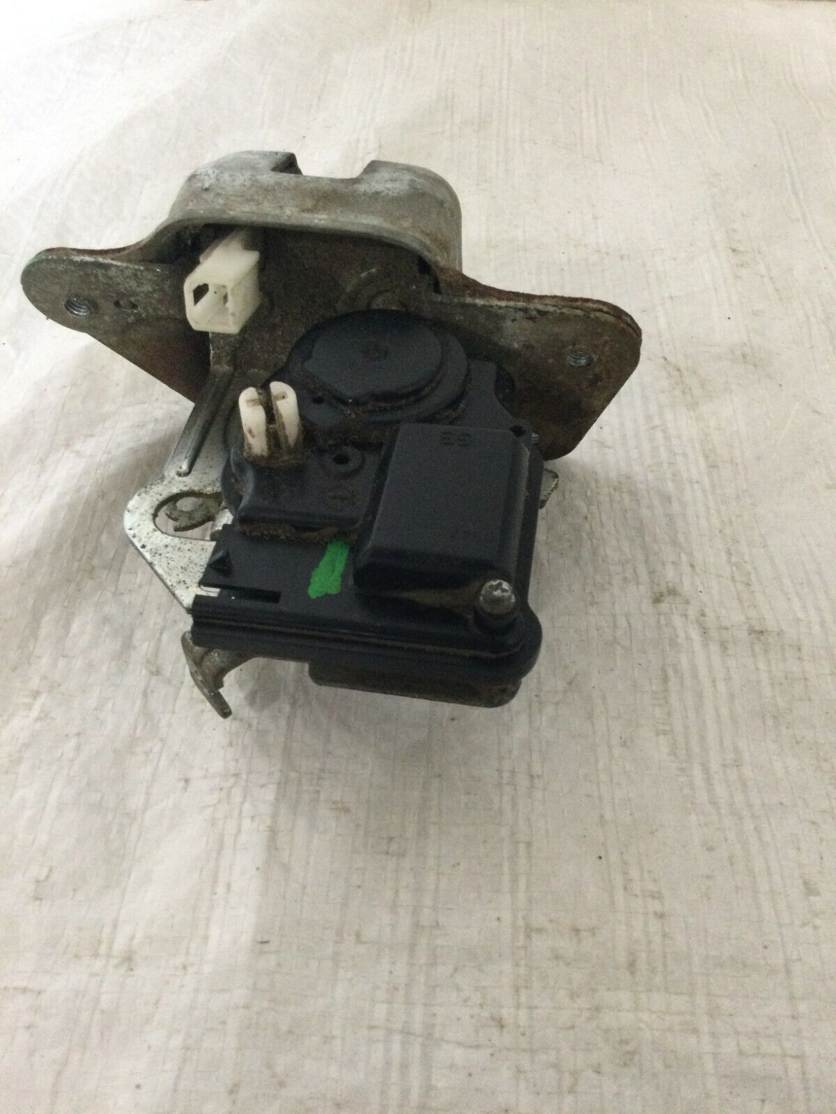 2007-2011 Dodge Nitro Rear Left Driver Side Door Latch Actuator OEM