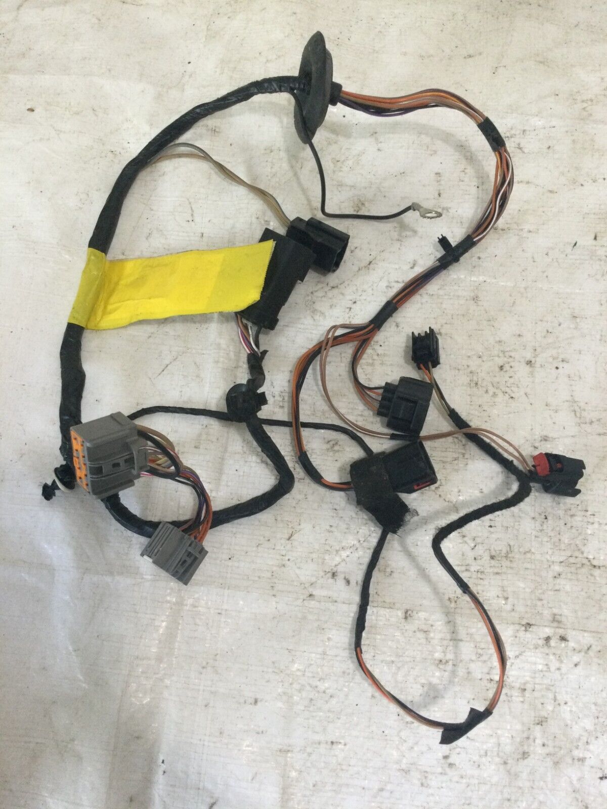 2017 Dodge Grand Caravan Left Rear Sliding Door Wire Harness OEM 68068069AD