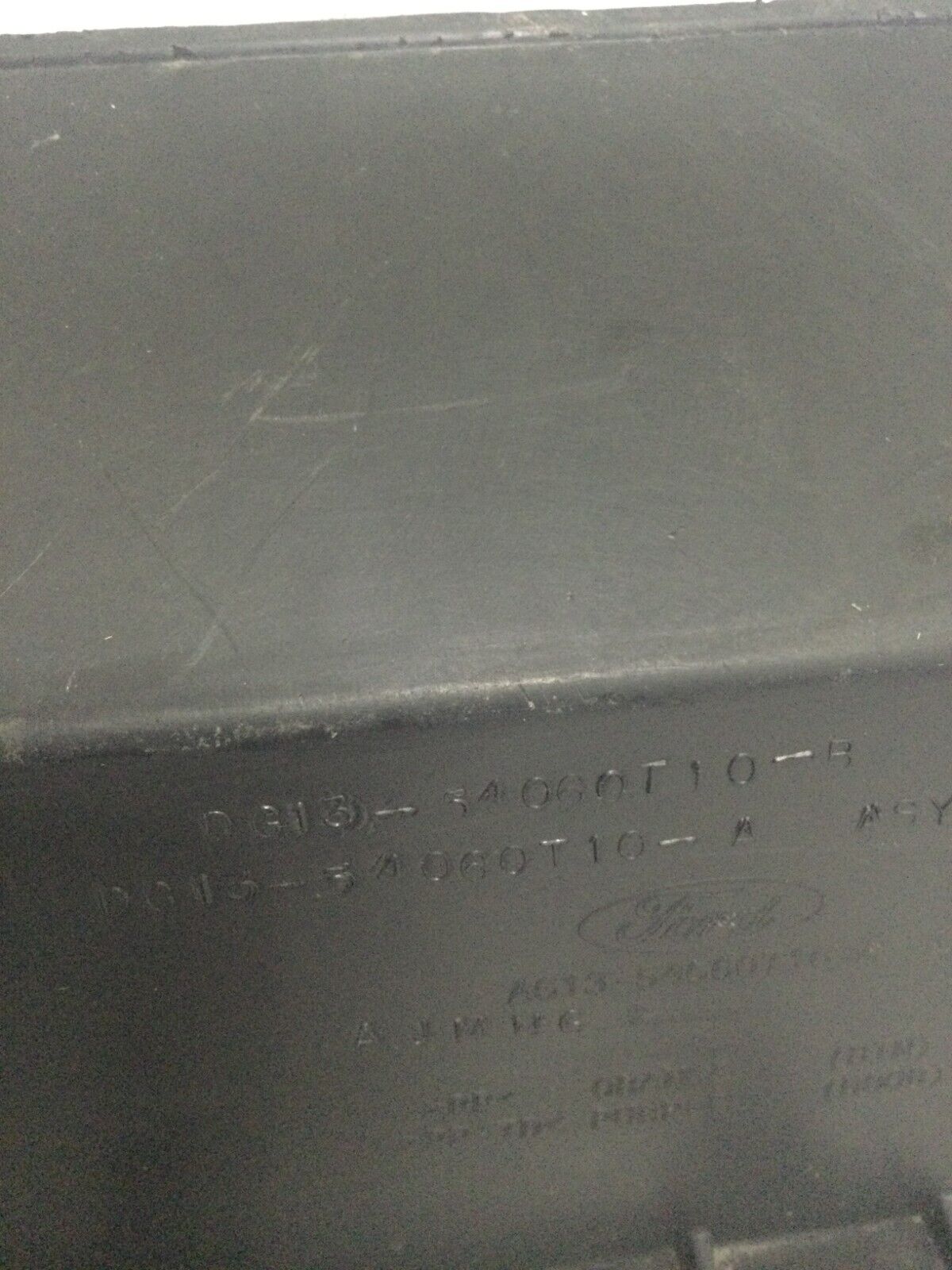 2019 Ford Taurus Glove Box Assembly Storage Compartment DG13-54060T10 OEM