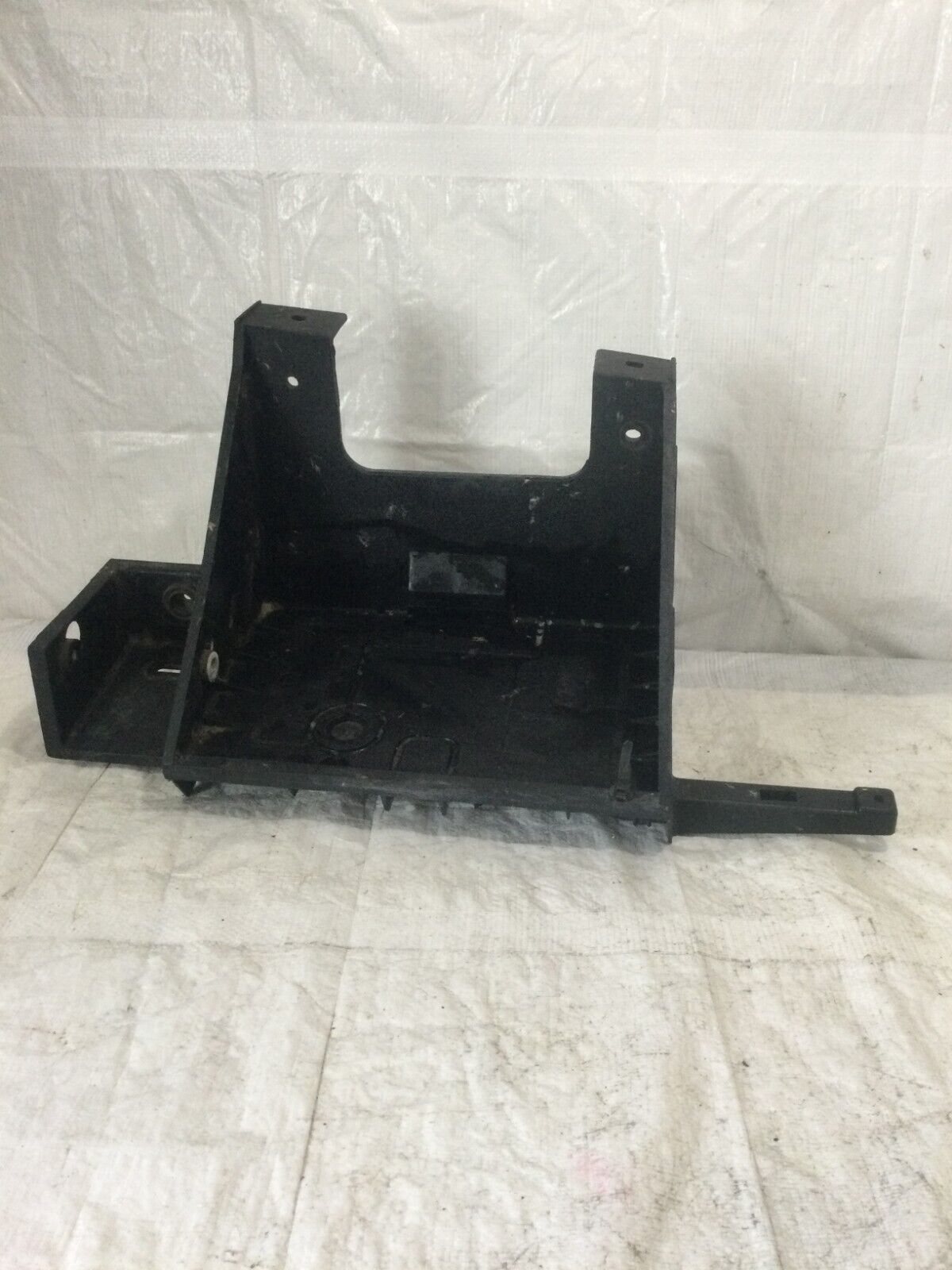 2002-2005 Dodge Ram 1500 2500 3500 Battery Tray Holder OEM 55275831AA