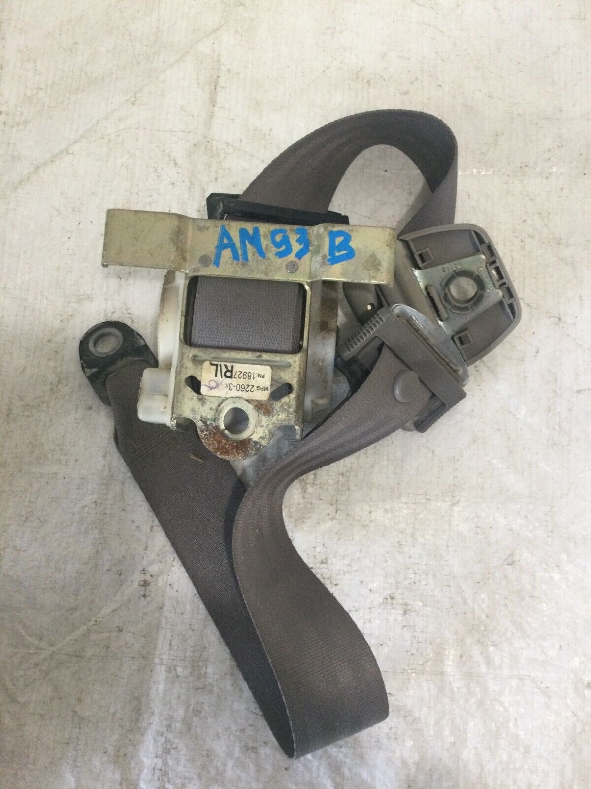 2003 Dodge Ram 2500  Rear Right Side Seat Belt  18927  OEM