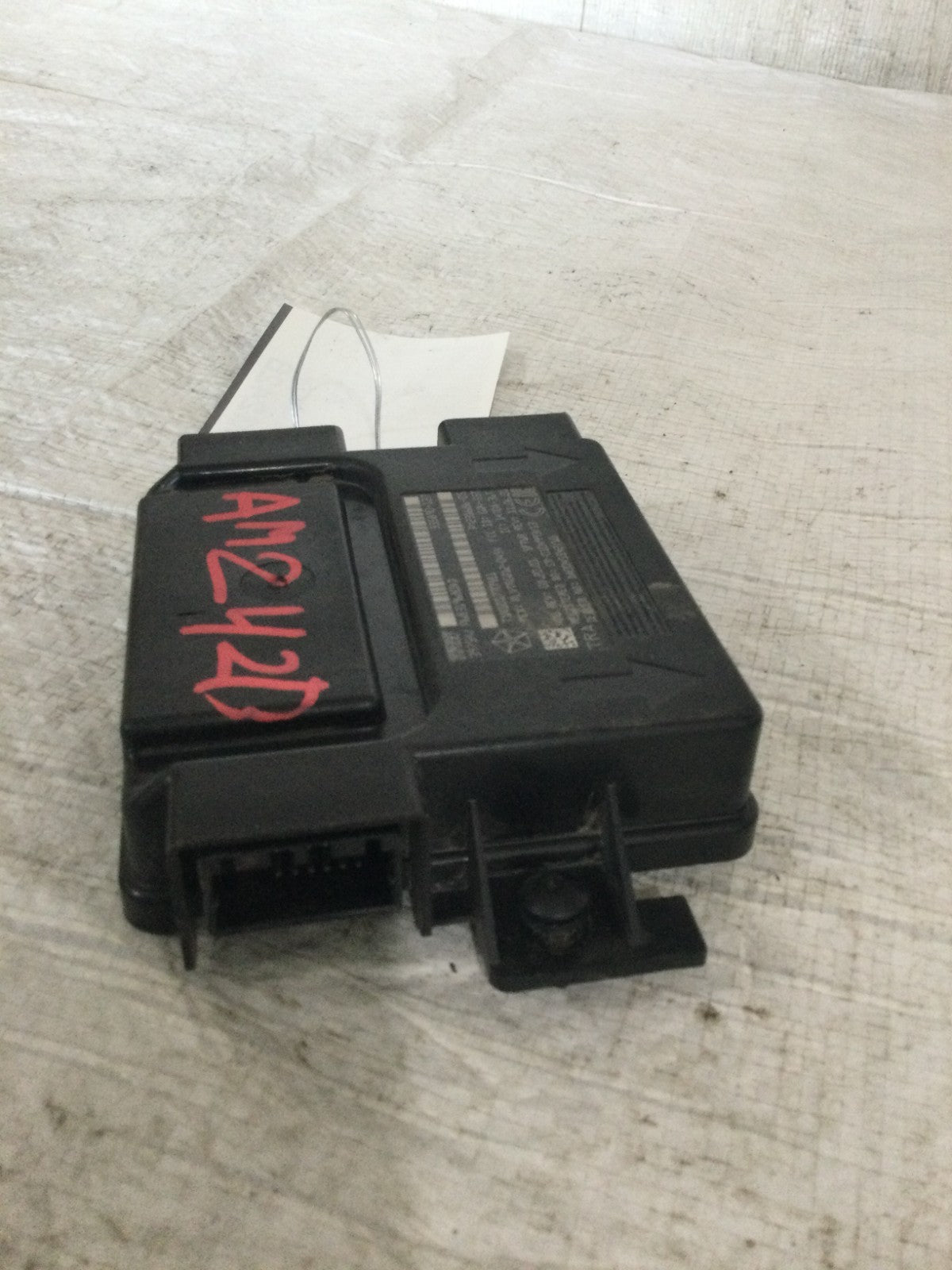 2017 Dodge Ram 3500 Hub Receiver OEM 68319680AD
