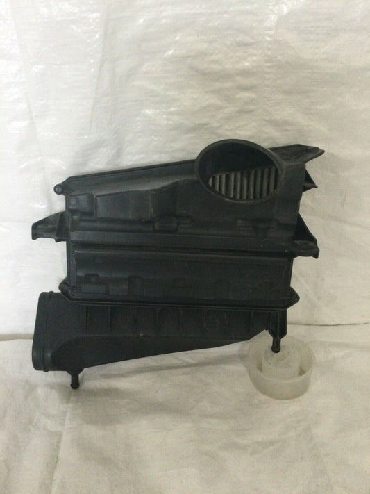 Mercedes W164 ML350 S350 Bluetec Diesel Air Intake Filter Box Right 6420904201