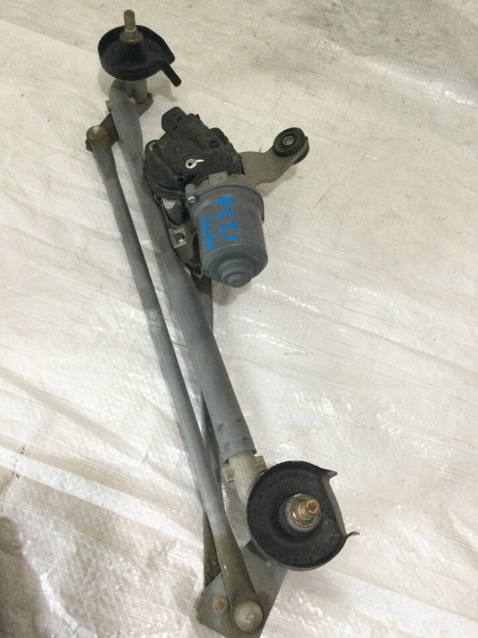 2018-2020 Buick Regal Front Windshield Wiper Motor W/ Linkage OEM