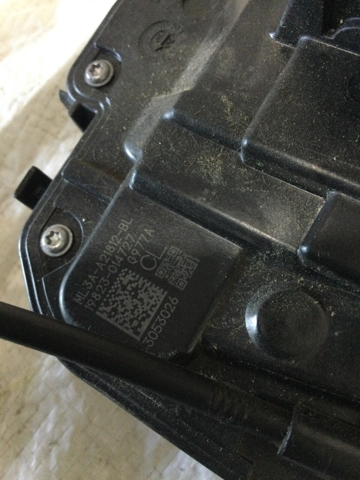 2023 Ford F150 Front Right Passenger Door Lock Latch Actuator  OEM ( DAMAGED )