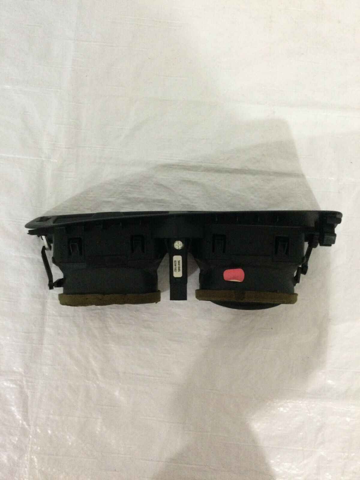 2004 Volvo S60 Center Dash Air Vent OEM 3409374