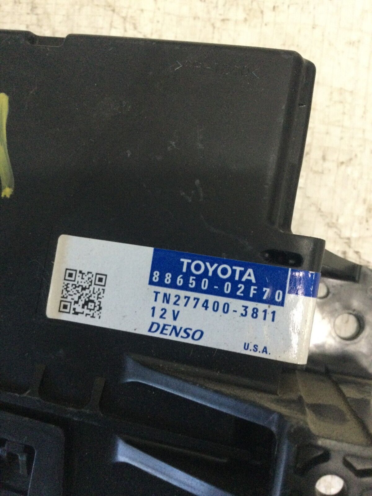 2018 Toyota Corolla AC Amplifier Climate Control Module 88650-02F70 OEM