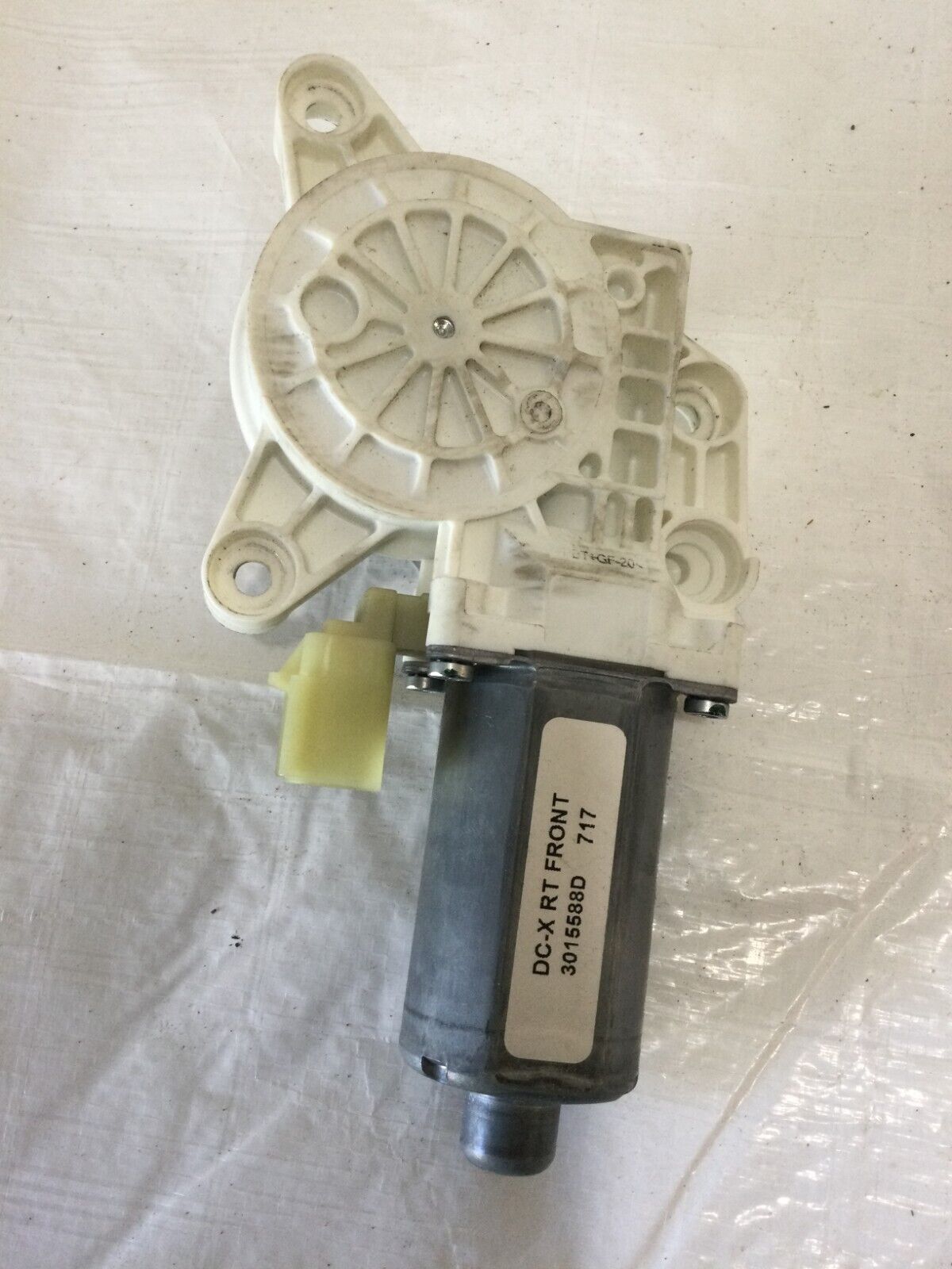 2017 Dodge  Grand Caravan   Right Front Door Power Window Motor  3015588D OEM