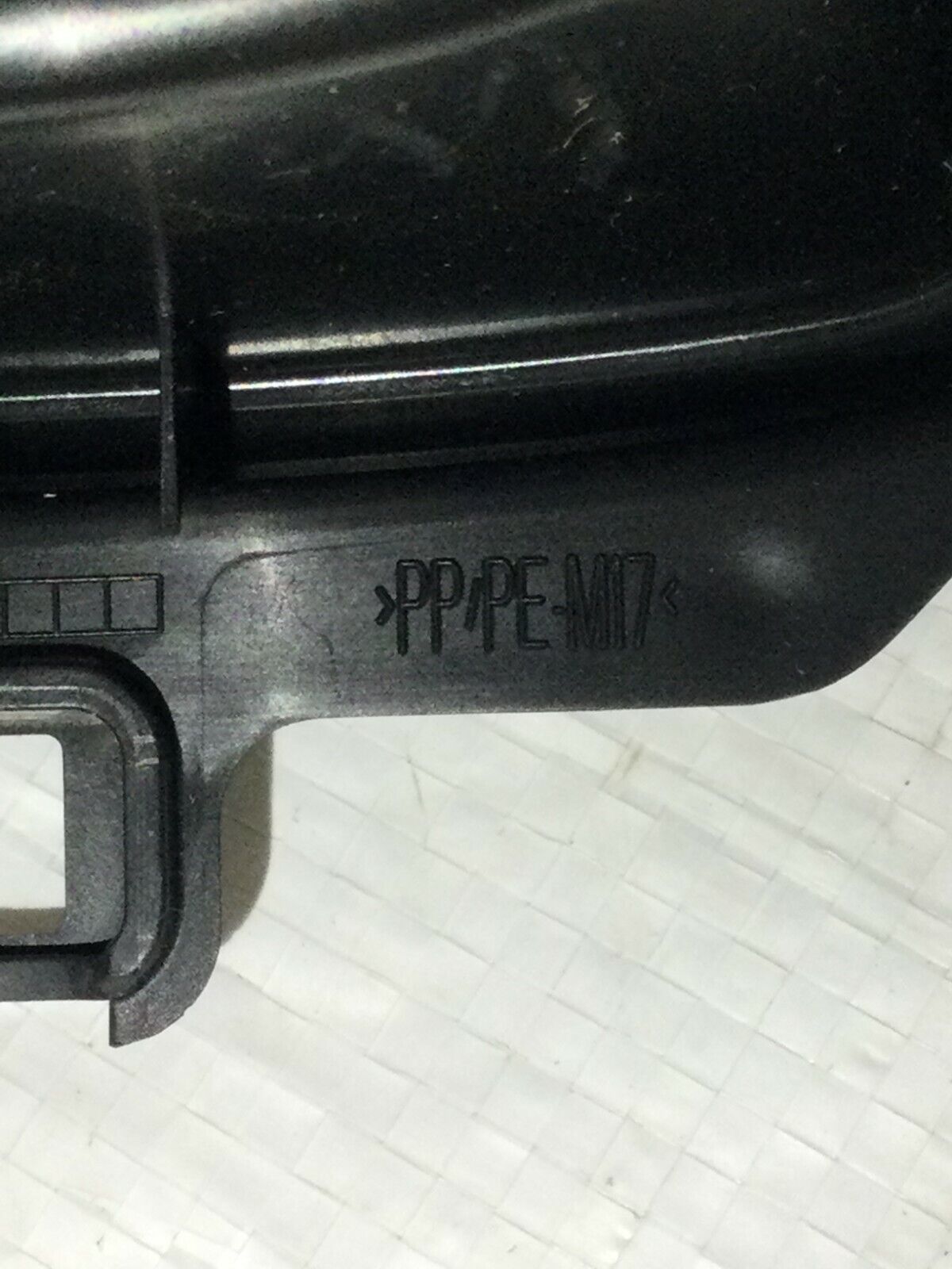 2019 Buick Regal Sportback Preferred II Center Console Cup Holder OEM 13485263