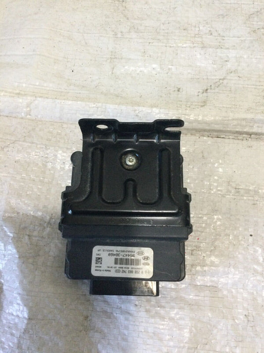 2016 Kia Sorento AWD Transfer Case Control Module 95447-3B460 OEM