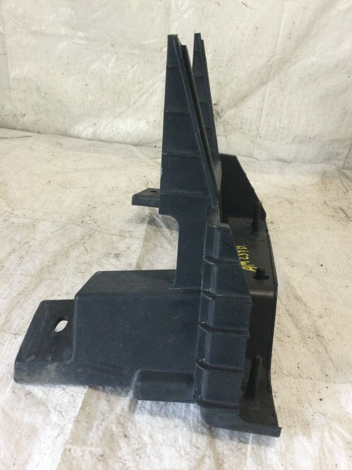 2006 Dodge Ram 1500  Air Cleaner  bracket 53032453AB OEM
