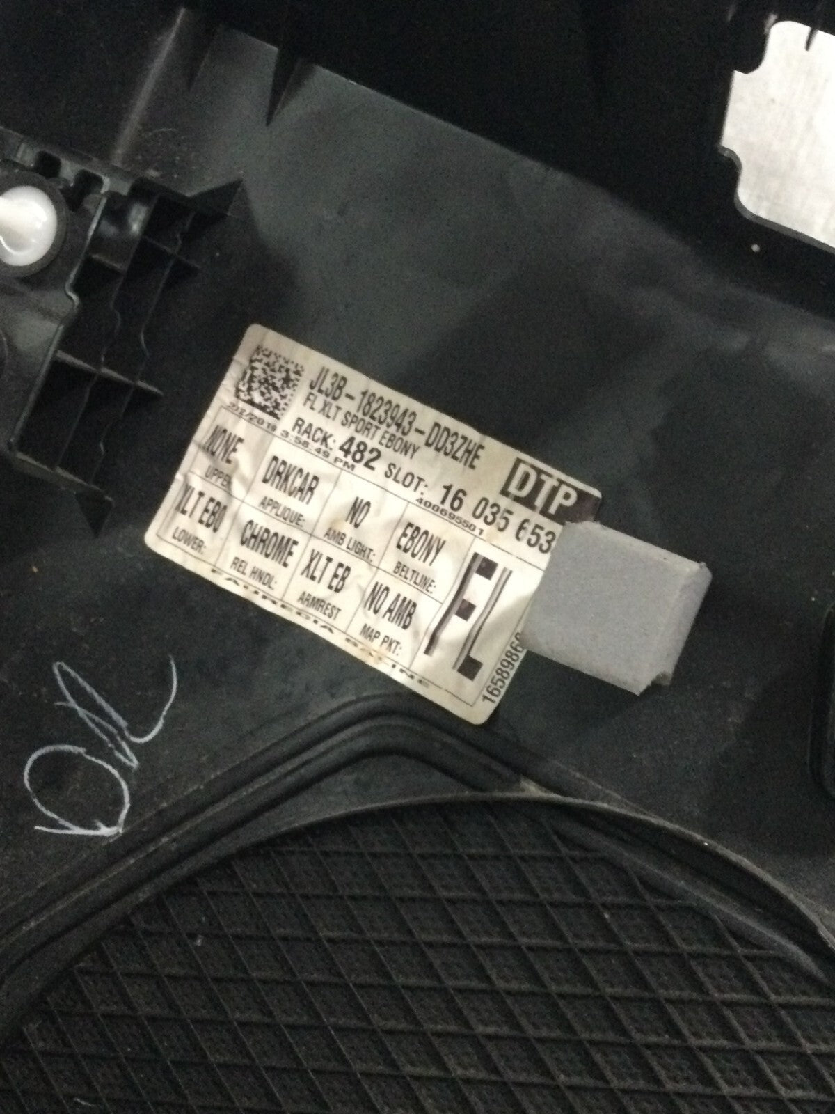 2019-2020 Ford F-150 F150 Crew Cab Front Left Door Trim Panel OEM