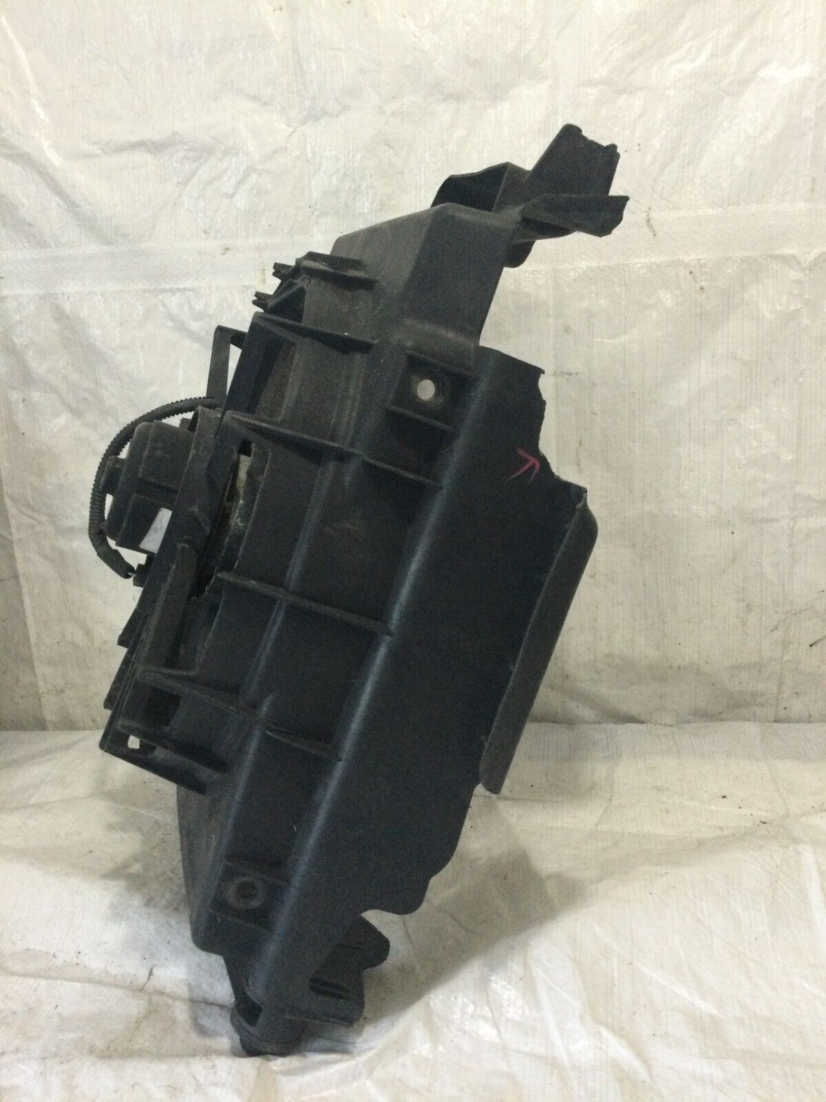 2004 Dodge Ram 1500 Cooling Fan Assembly OEM ( HAS DAMAGE )