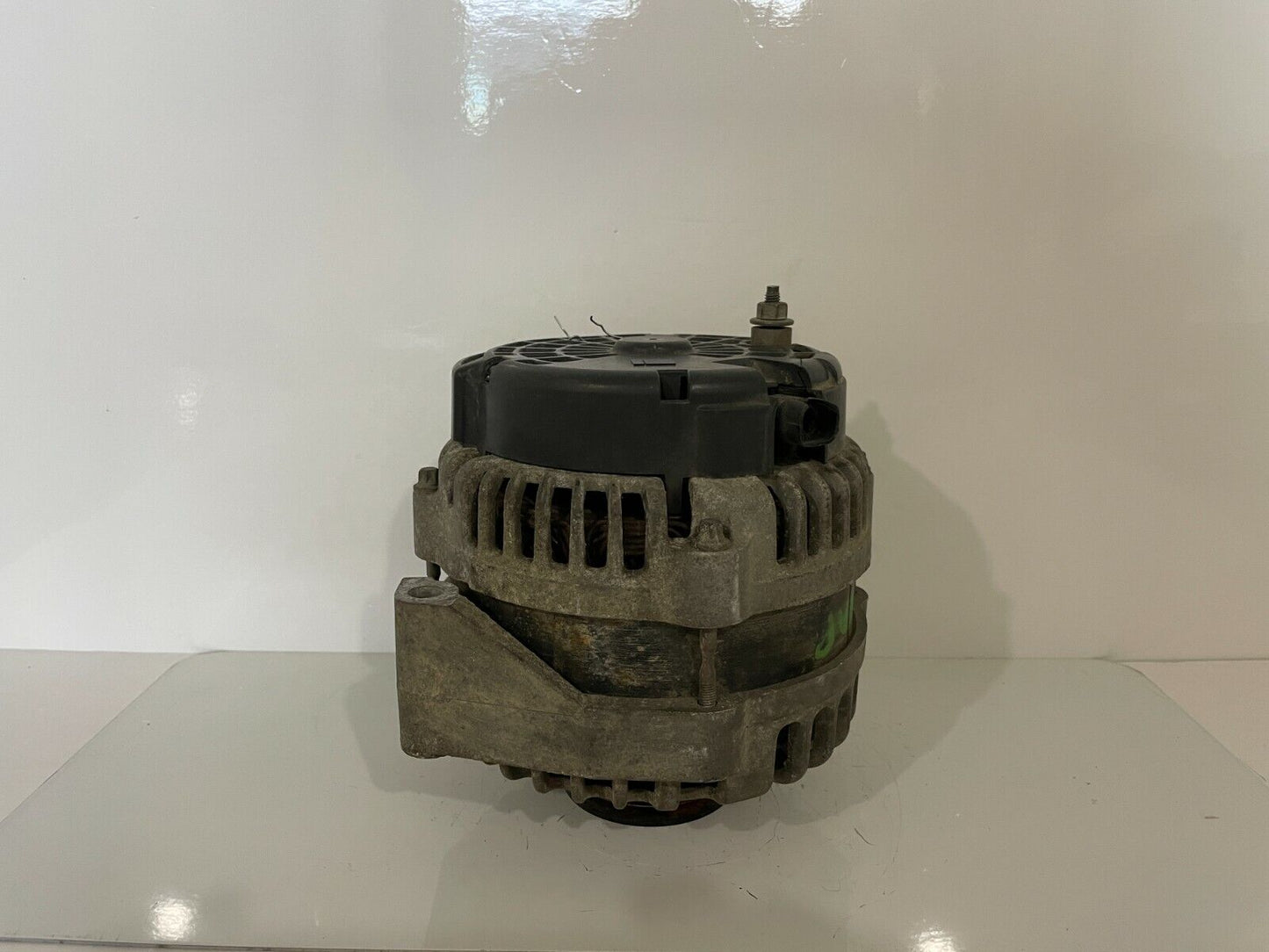 2007 GMC Yukon Alternator Motor OEM 160Amp