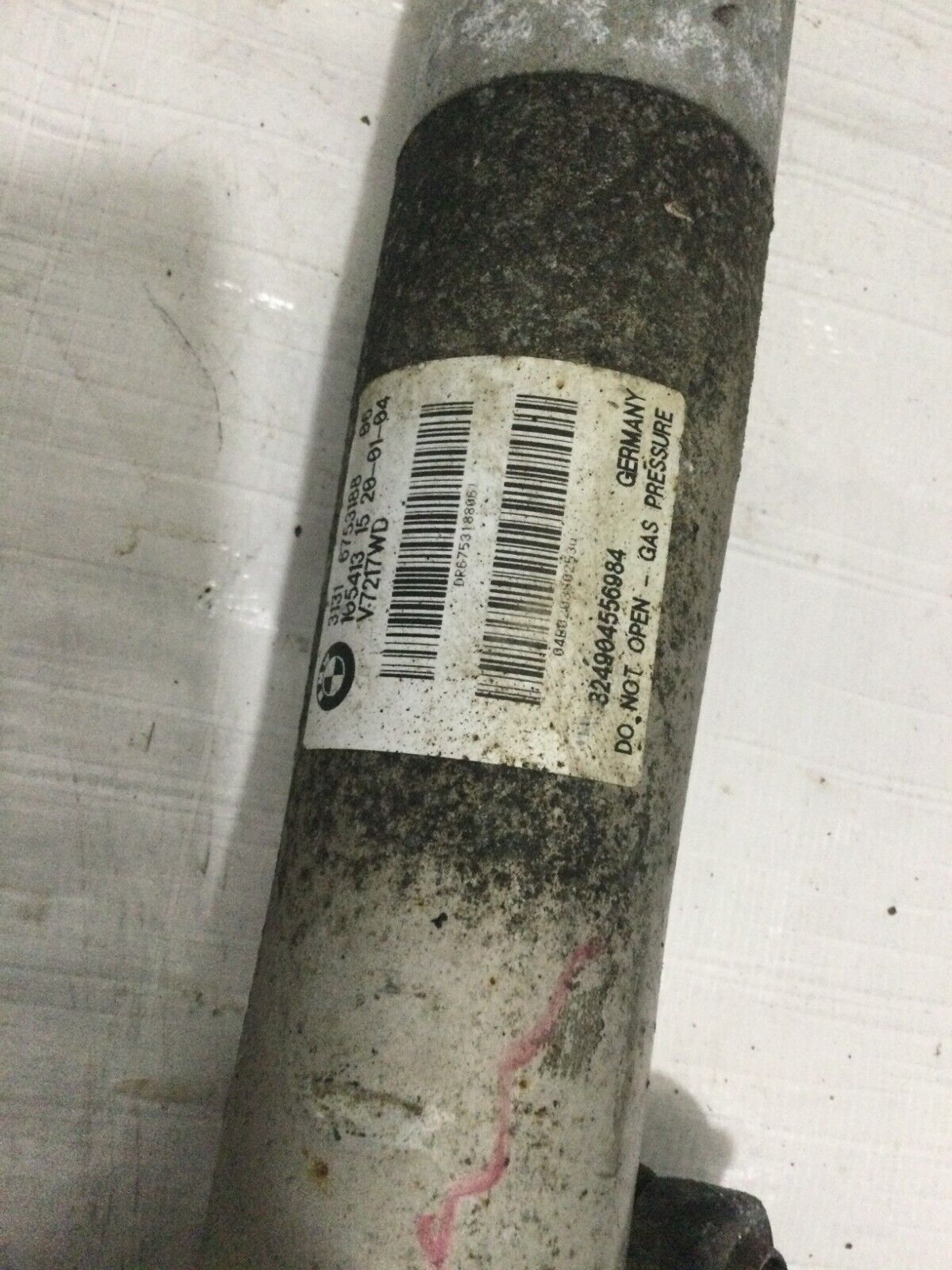 2004 BMW 7-Series  Front Right Passenger Shock Strut Assembly OEM