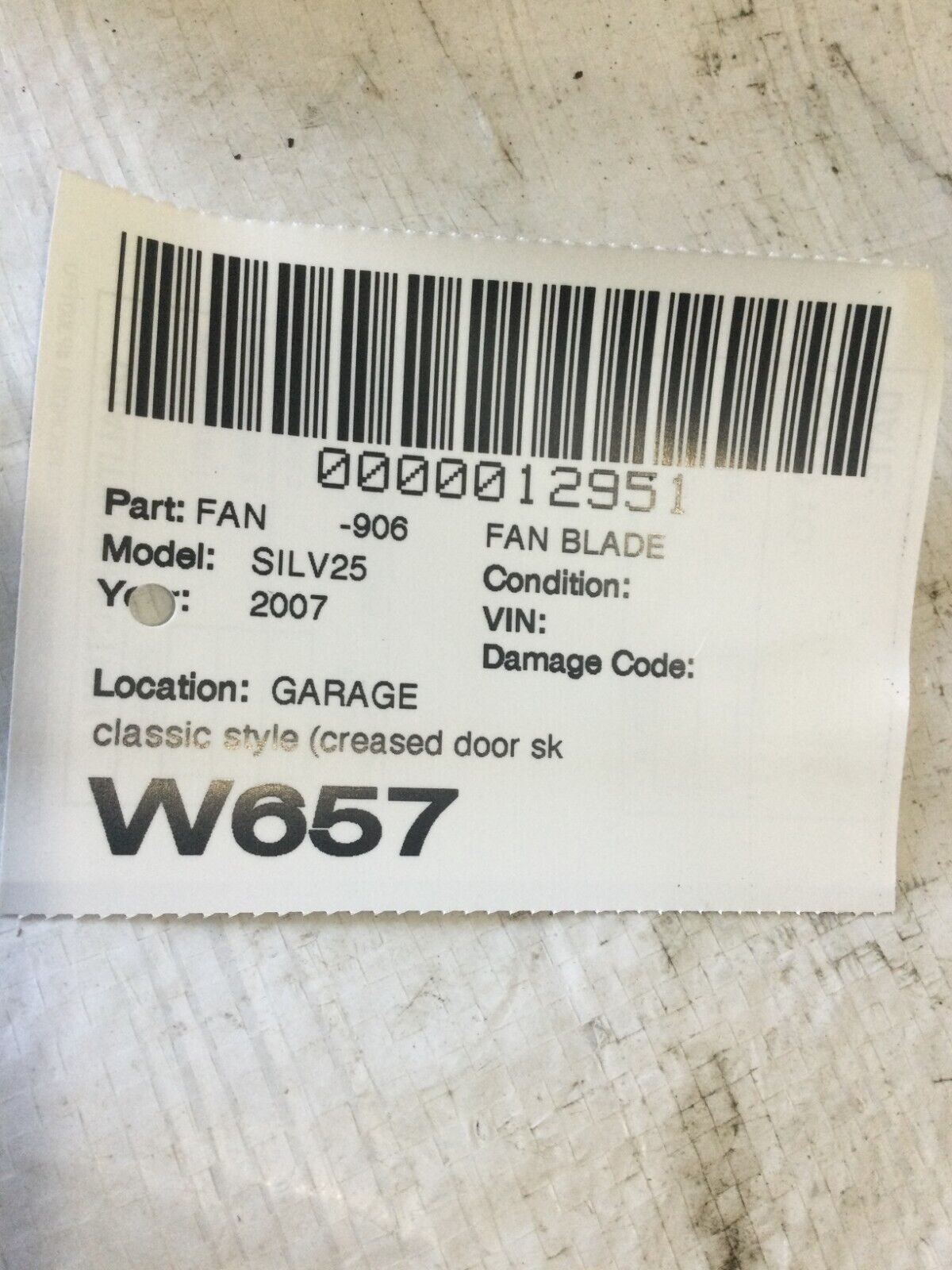 2007 Chevrolet Silverado 2500HD Fan Blade W/ Motor OEM