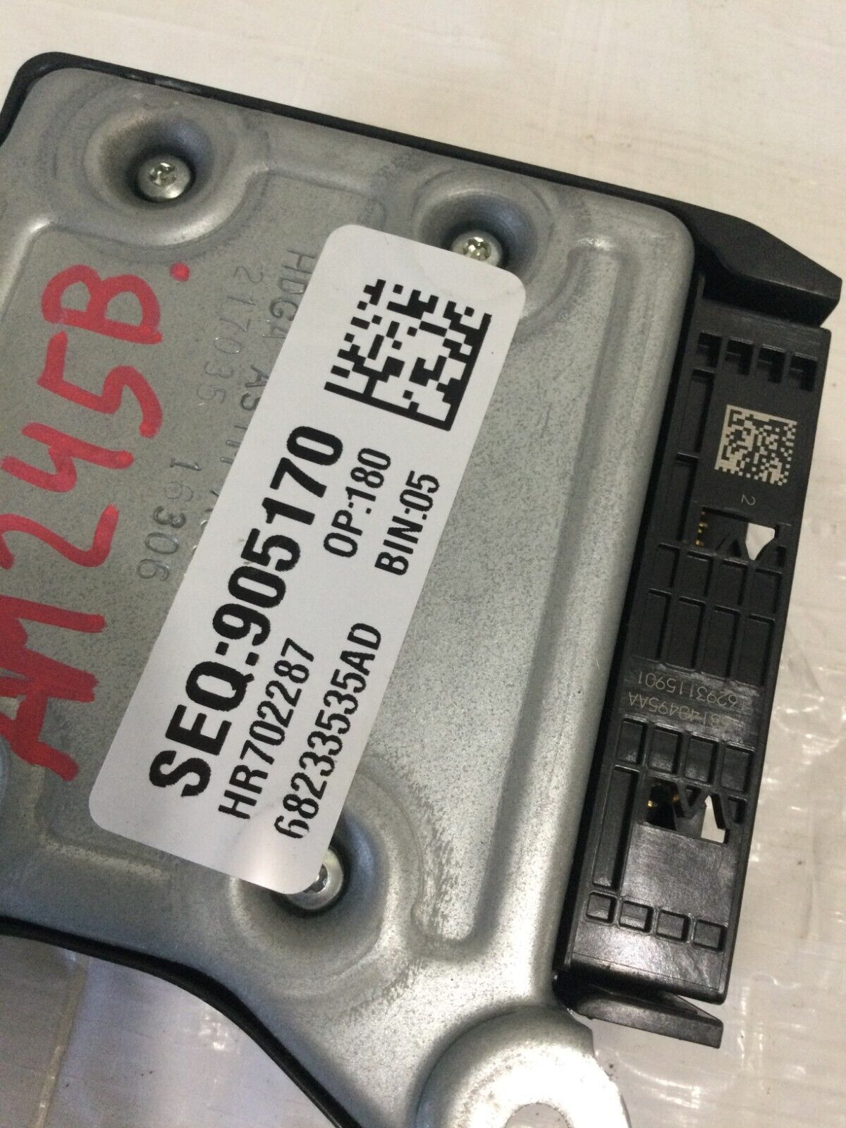 2017 Dodge Grand Caravan  Restraint  control module  SRS 68233535AD OEM