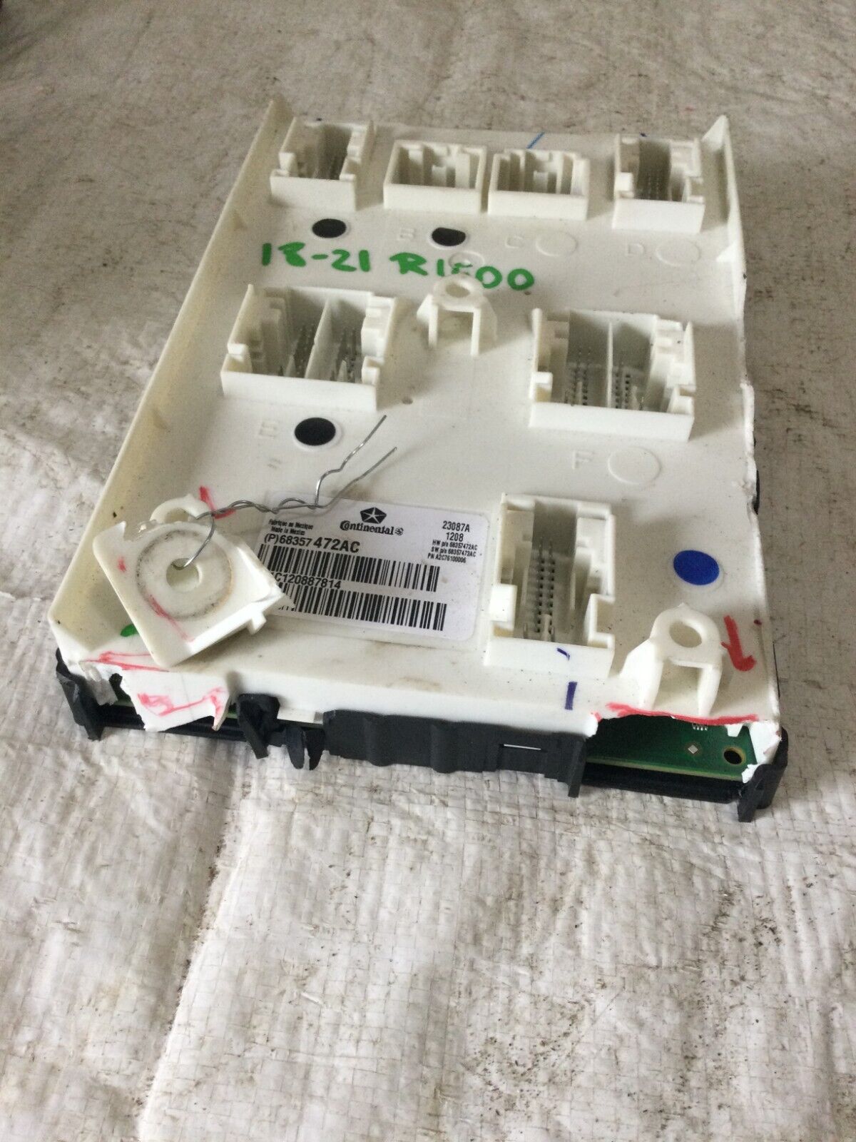 2018 Dodge  Ram  1500   Body Control Module  BCM 68357 472AC OEM