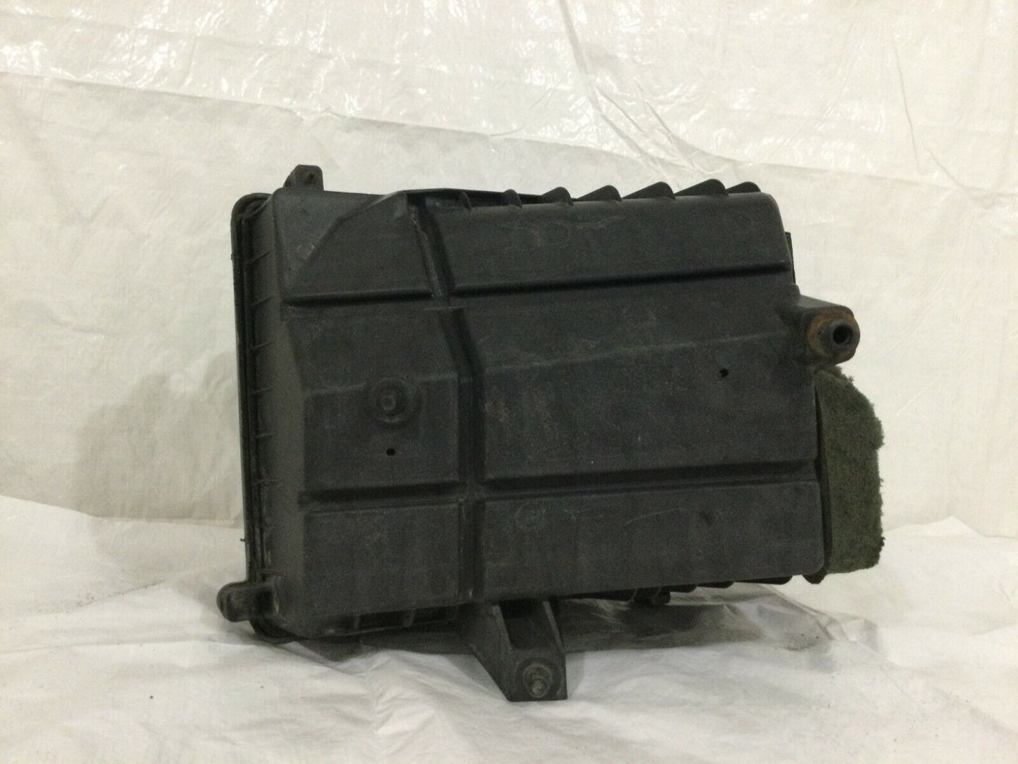 2006 Chevrolet Silverado Tahoe Air Cleaner Assembly 15279284 OEM