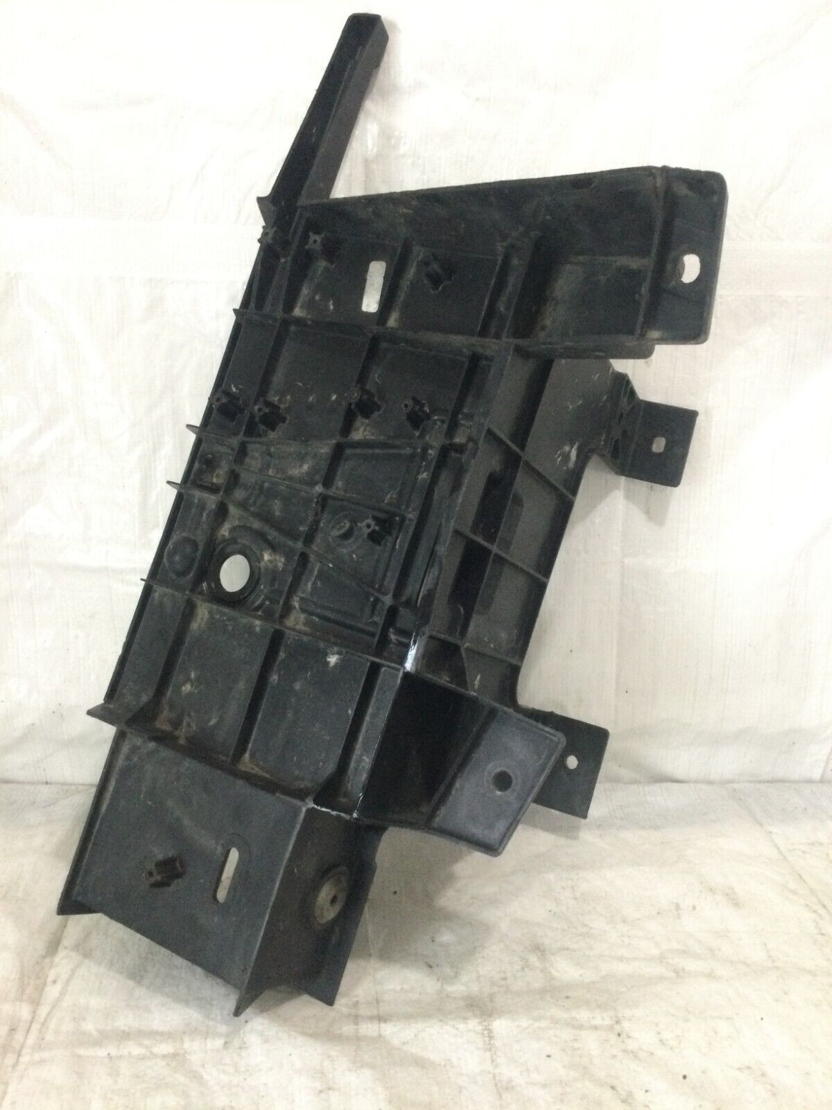 2002-2005 Dodge Ram 1500 2500 3500 Battery Tray Holder OEM 55275831AA