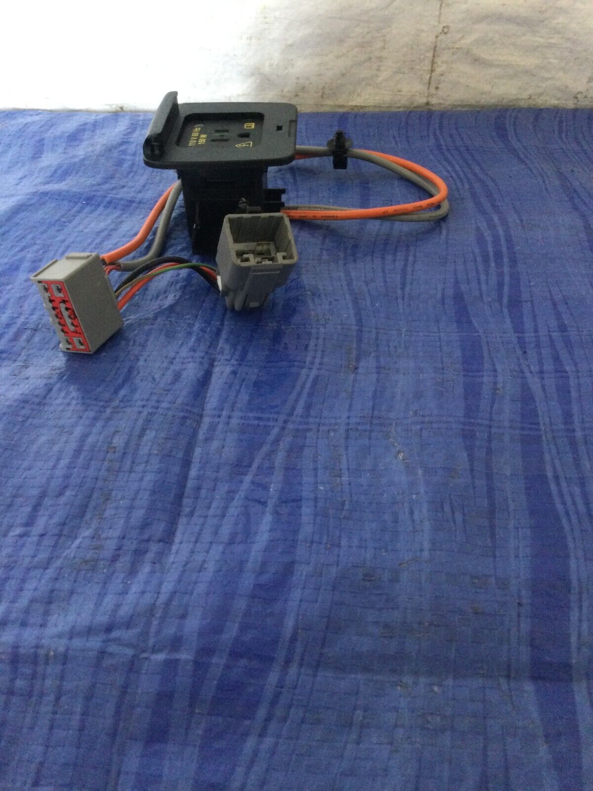 2018 Ford Escape Accesory Power Outlet Plug OEM