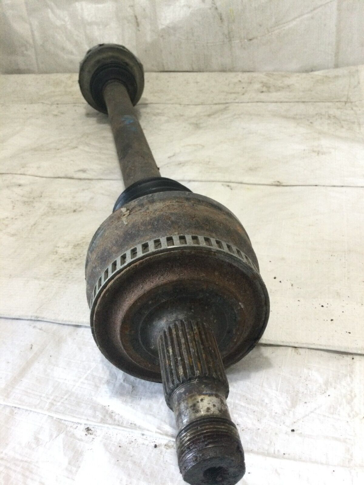 2004 Mercedes Benz S-430 Rear Right RWD Axle Shaft OEM ( DAMAGE MARKED )