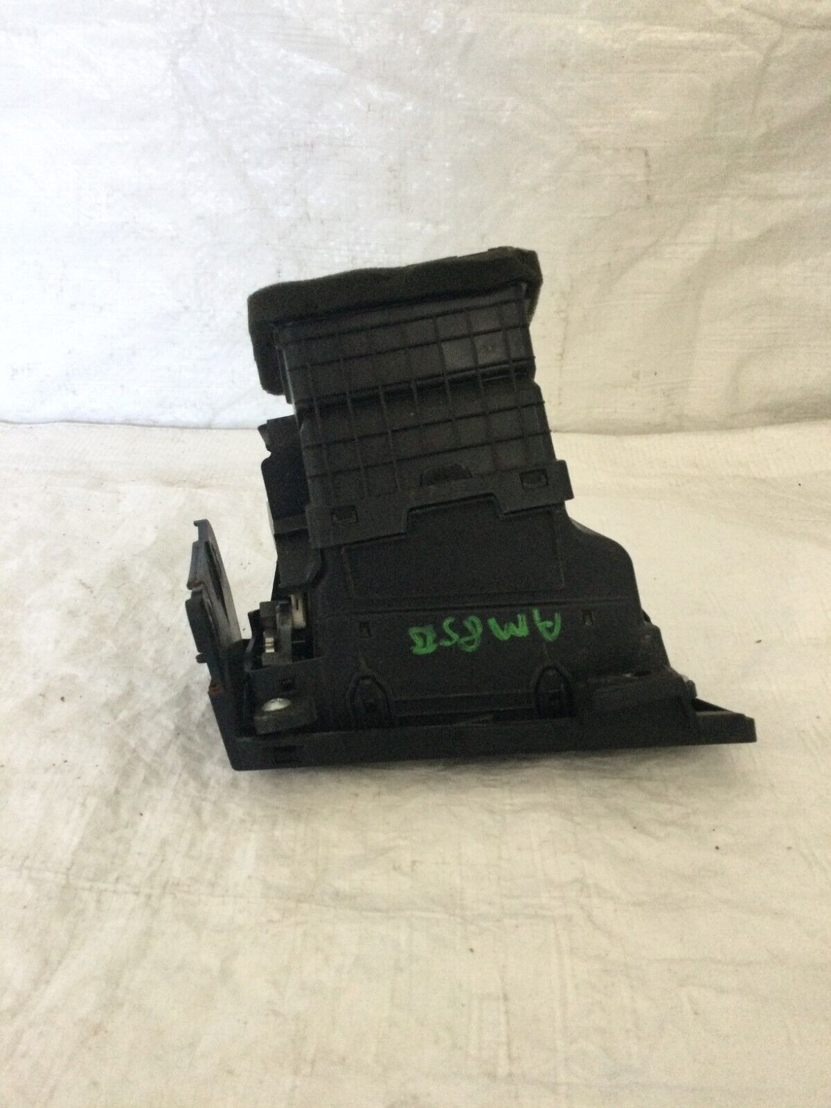 2017-2019 Hyundai Elantra Dash Right Passenger Side Air Vent 97483-F2000 OEM