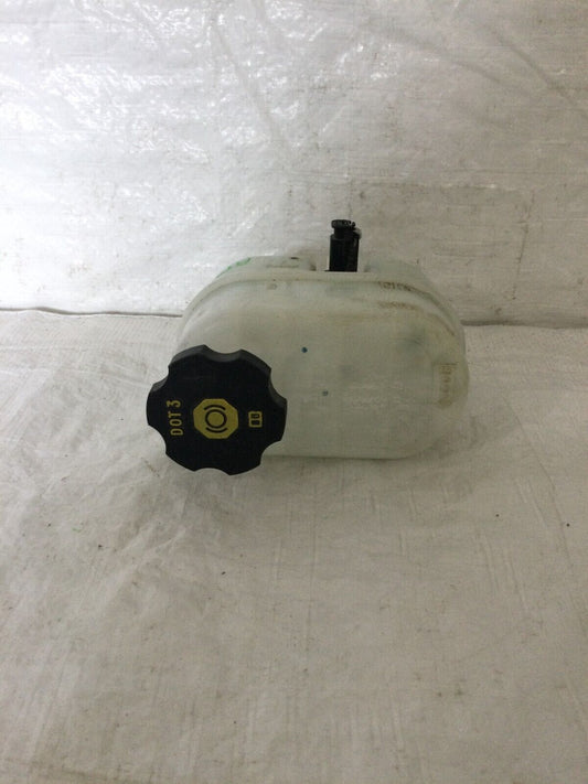 2015 Chevrolet Silverado 1500 Master Brake Reservoir OEM 