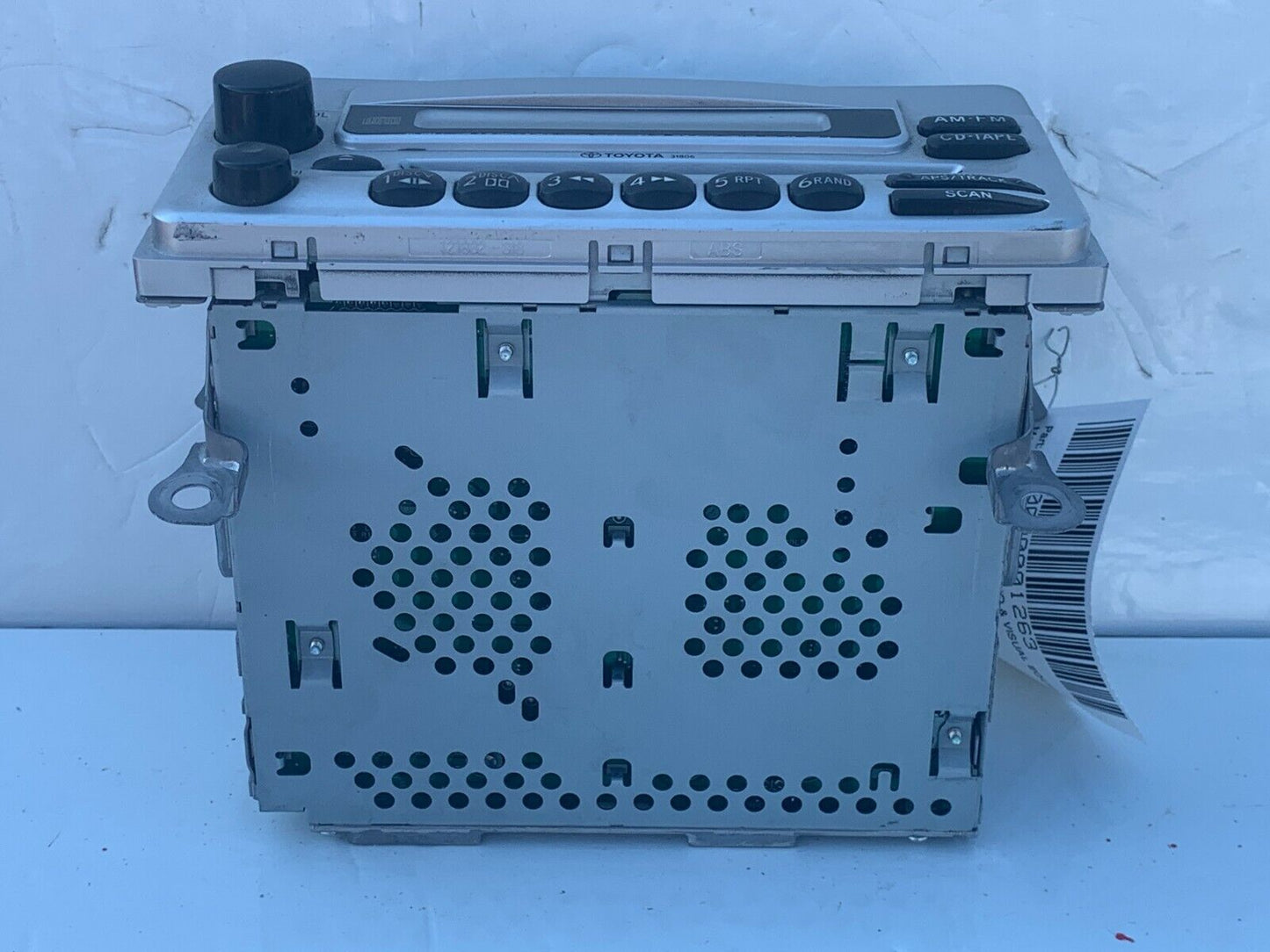 2006-2007 Toyota Yaris Radio CD Player 08600-00980 OEM