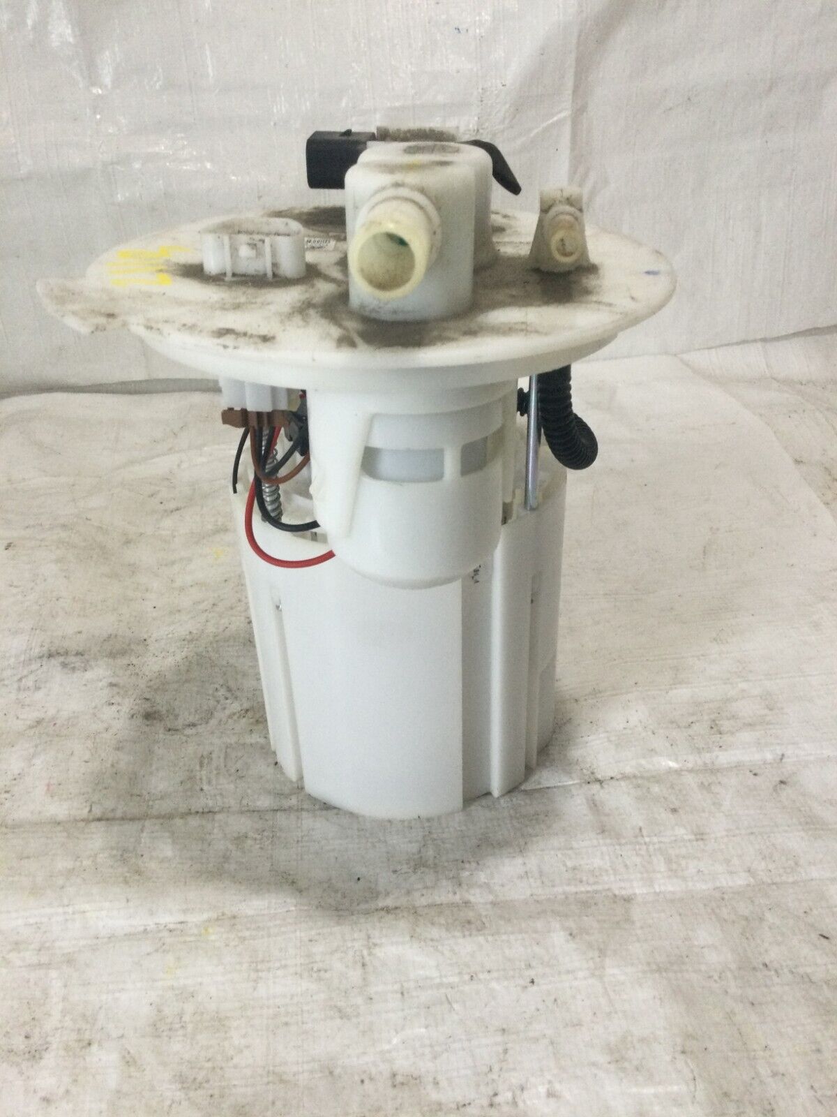 2017 Hyundai Elantra Fuel Pump Assembly 31110-F3500 OEM