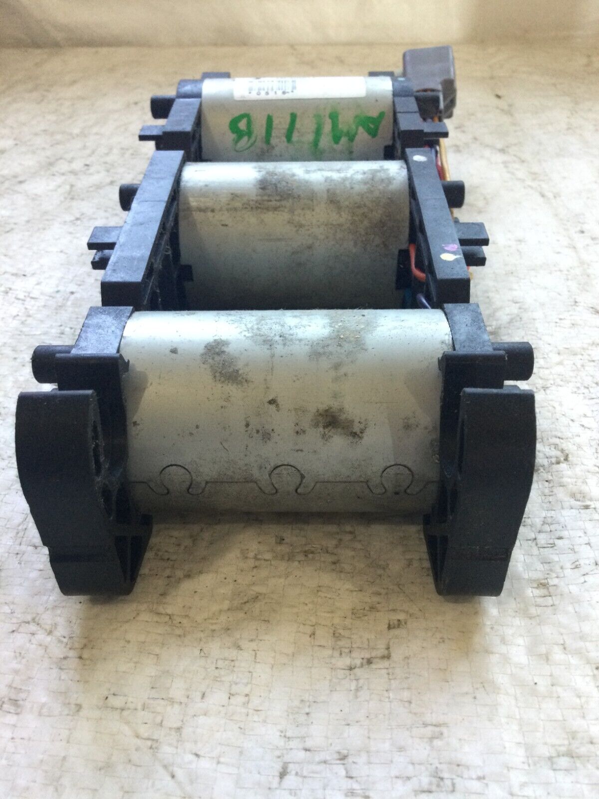 2007-2009 GMC Yukon Front Left  6 or 8 Way Power Seat Motor OEM L0060111