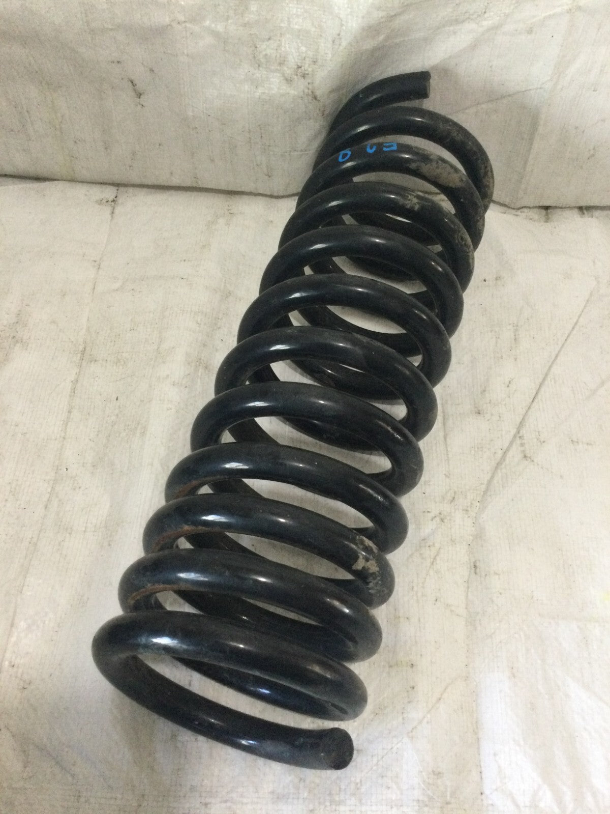 2021 Ram 2500 Rear Left Suspension Coils Spring OEM