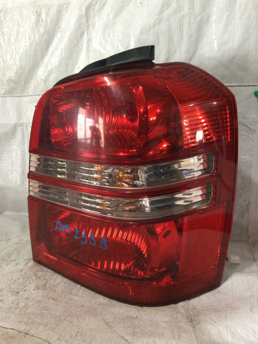 2001-2003 Toyota Highlander Rear Right Passenger Side Tail Light Lamp OEM
