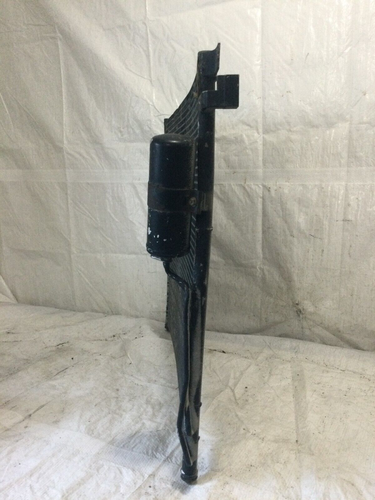 2005  Nissan Xterrar AC Condenser 92100EA500