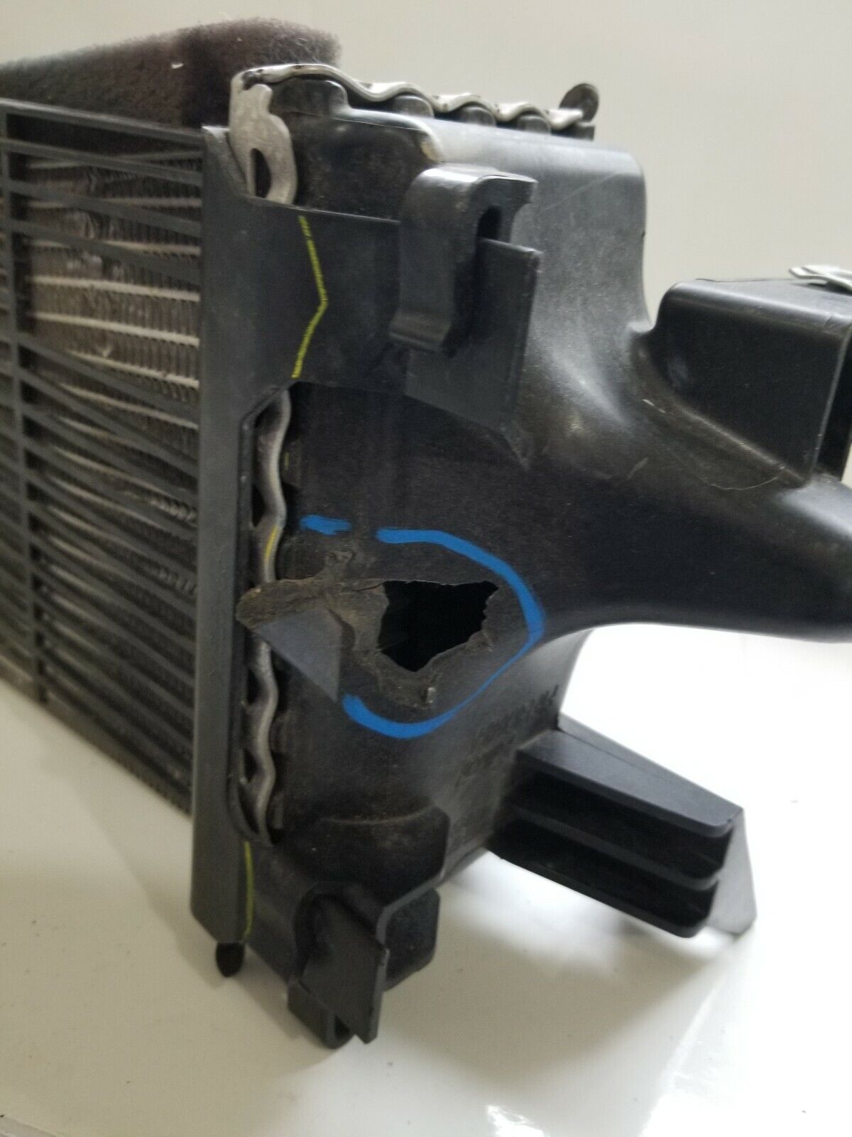 2019 Ford Escape Intercooler 2.0L F1F18D048AB OEM