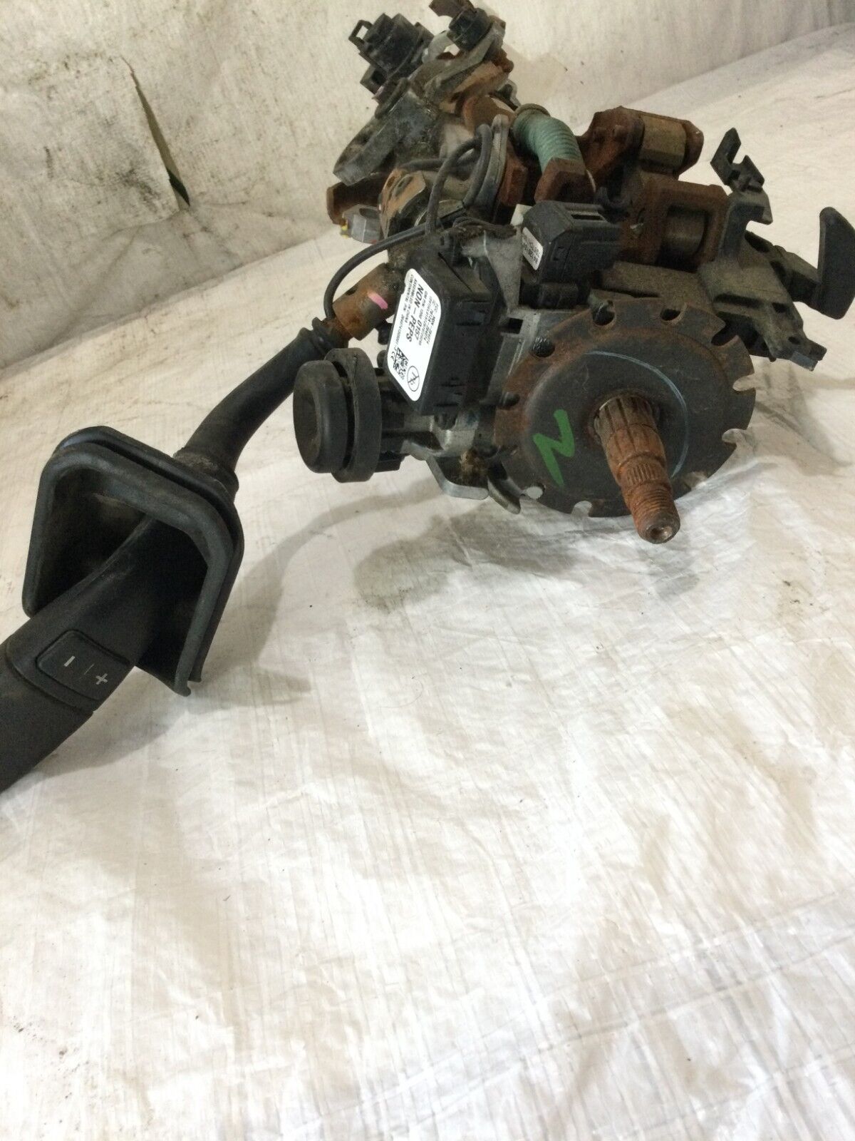 2018 Chevrolet Silverado 1500 Steering Column Assembly 84144392 OEM OPT N33