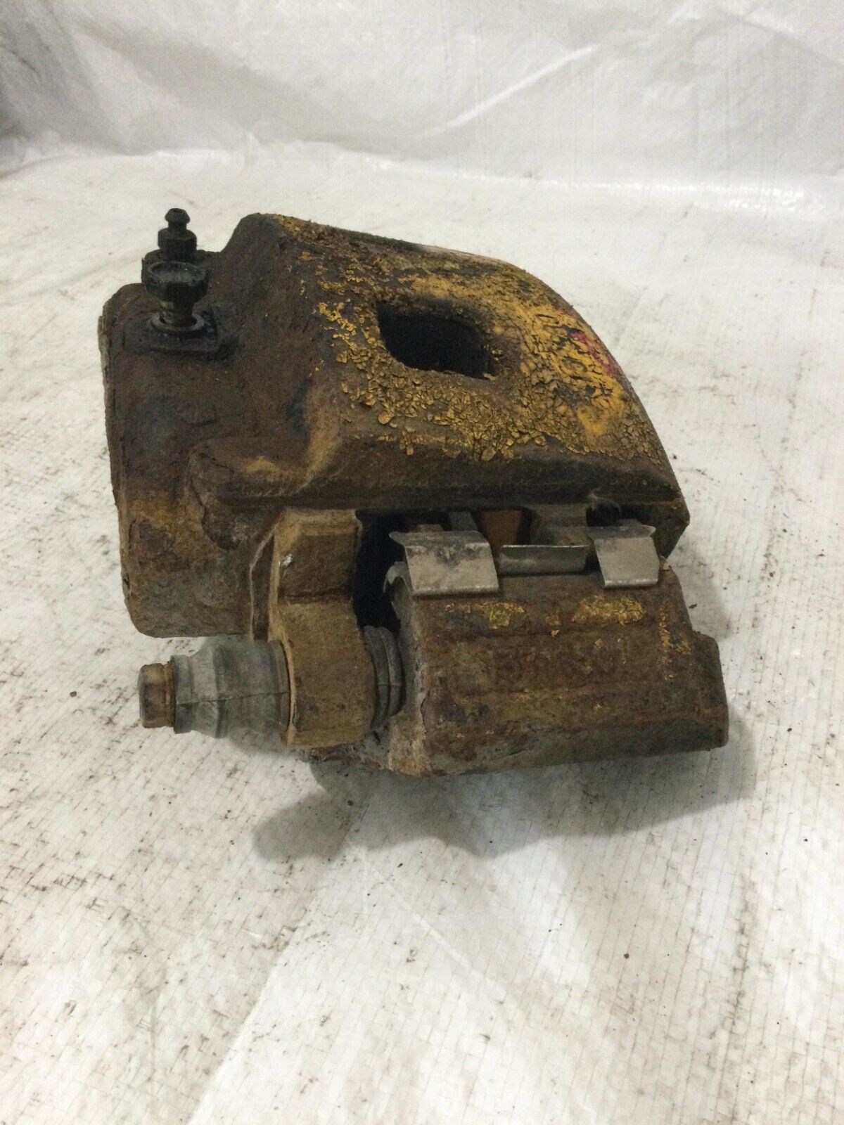 2002-2004 Dodge Ram 1500 Front Right Brake Caliper OEM