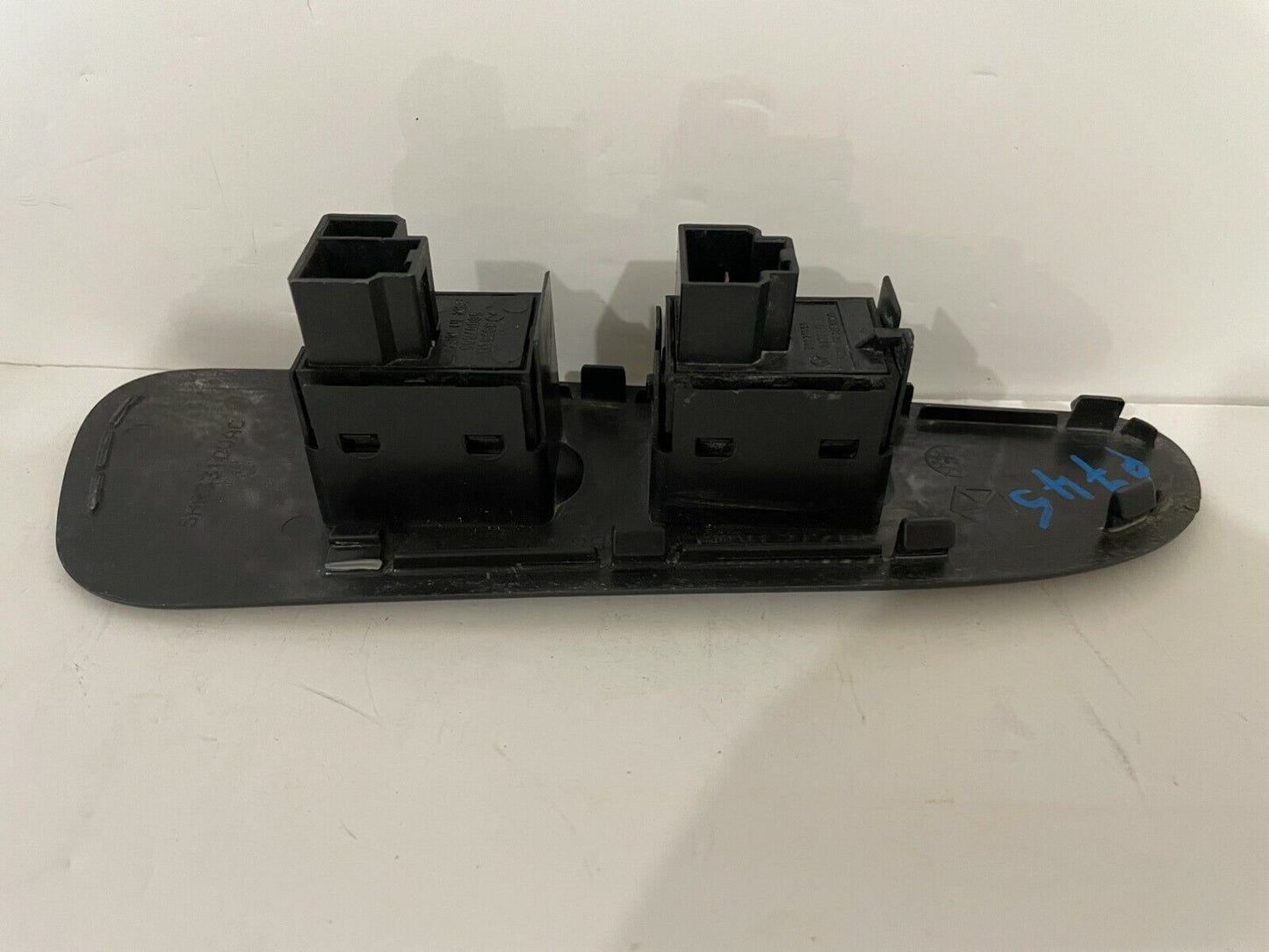 2003 Dodge Ram 3500 Front Right Passenger Window Switch OEM