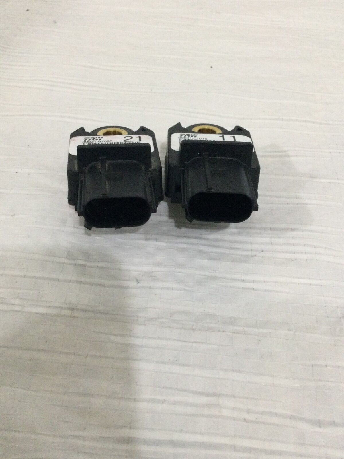 89831-02090 89831-01010 2009 2010 Toyota Corolla Front Crash Impact Sensor OEM