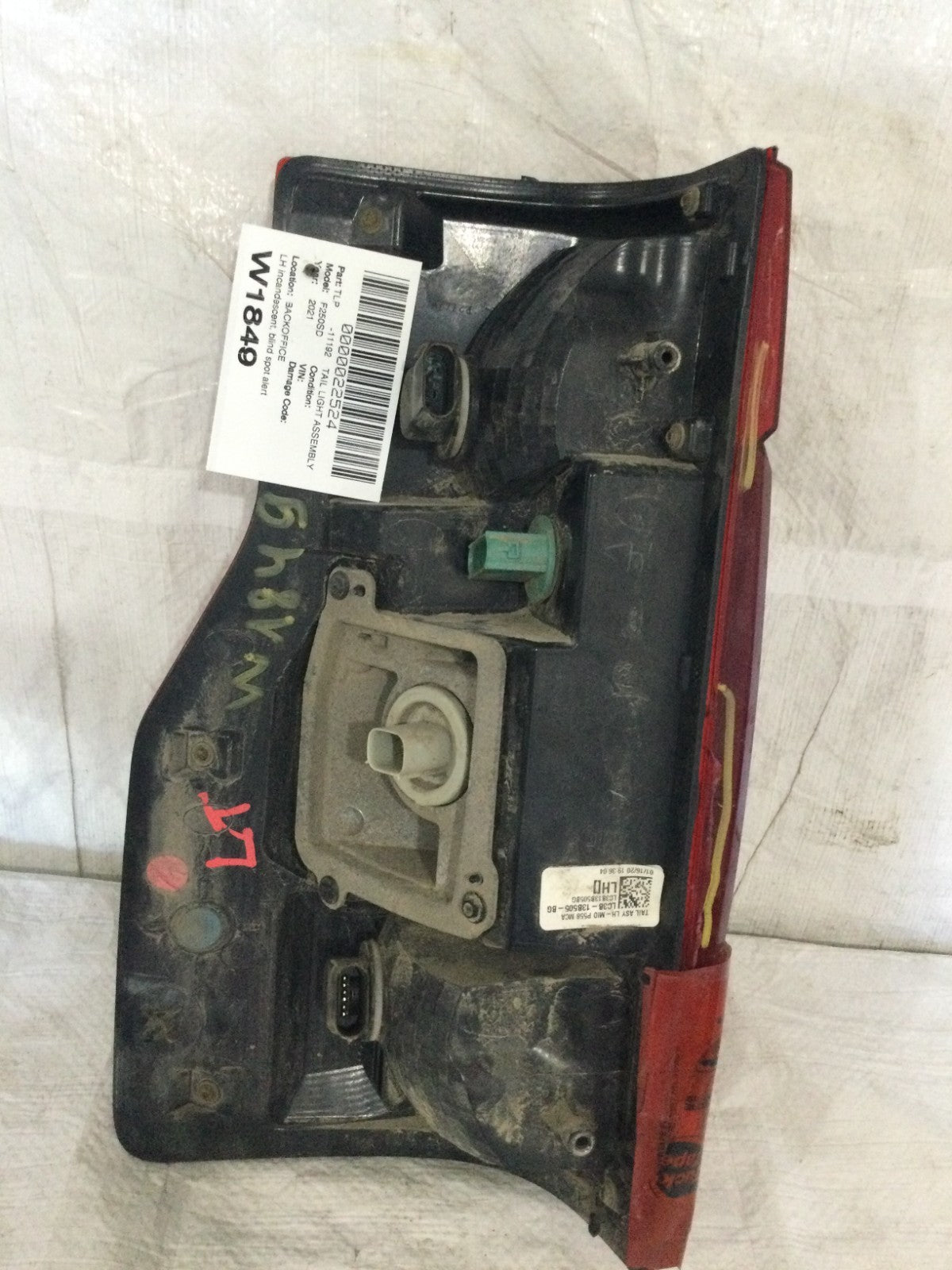 2021 Ford F350 Super Duty Left Drivers Tail Light OEM LC3B-13B505-BG