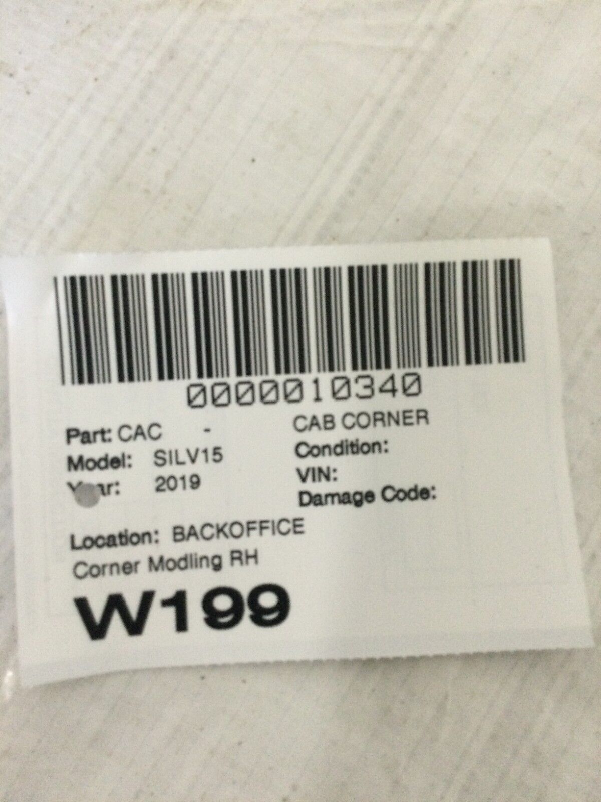 2019-2023 Chevrolet Silverado 1500 Black Door Right Corner Molding OEM