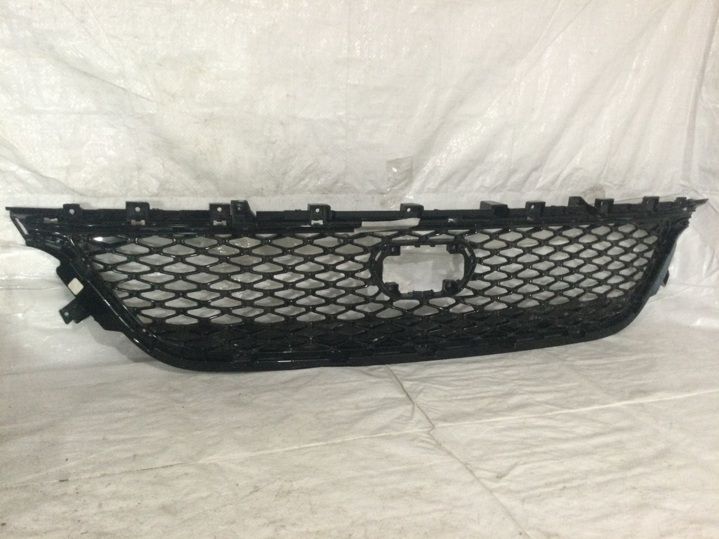 2021-2022 Chrysler Pacifica  Front Bumper Lower Grille OEM 6WF63TRMAB