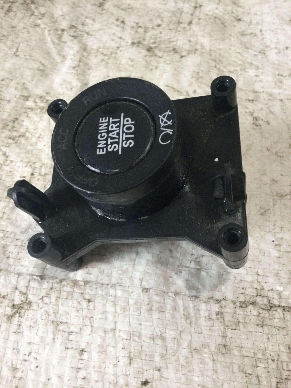 2017 Dodge Ram 1500 Conventional Ignition Fobik OEM