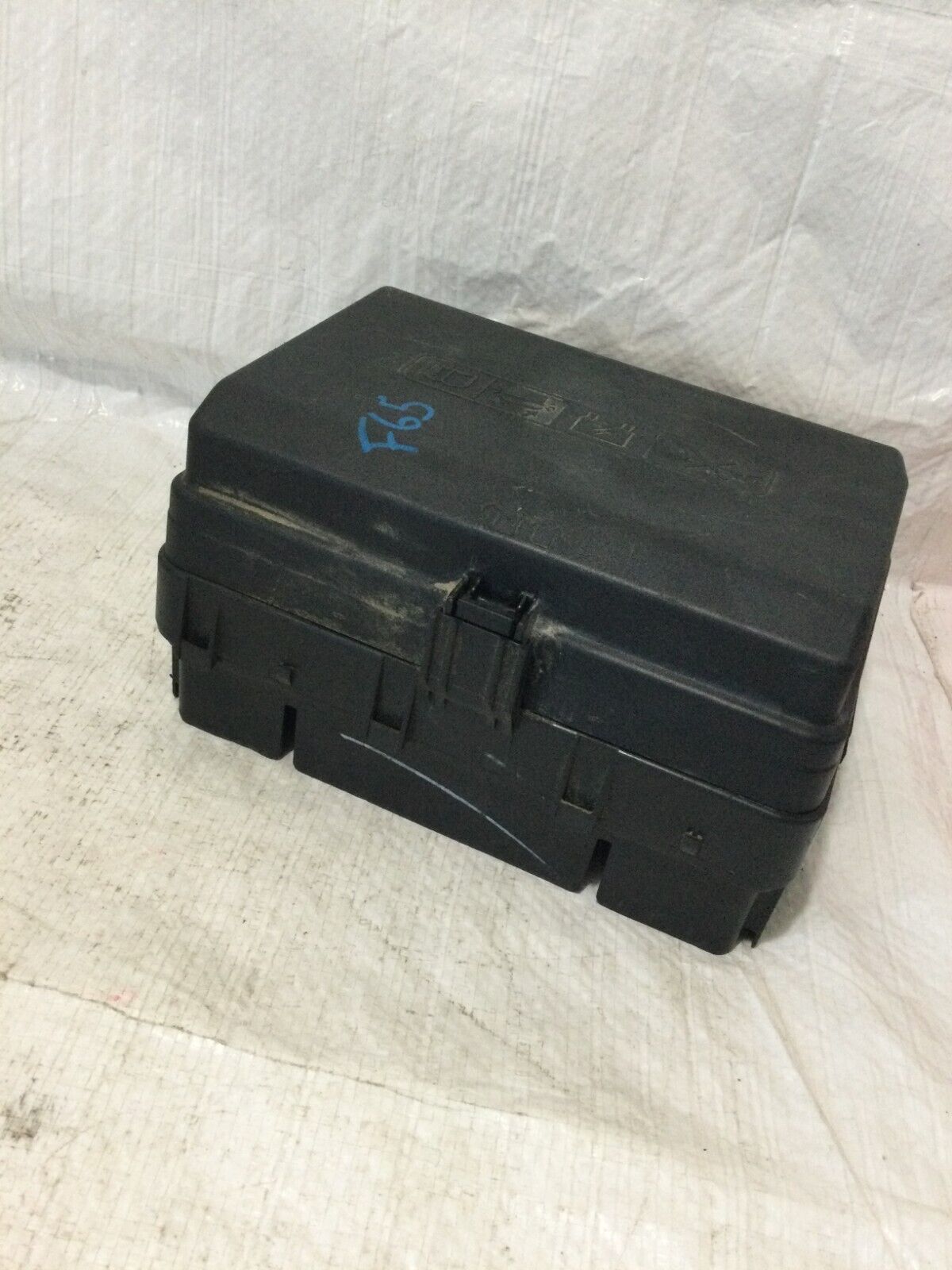 2019-2022 GMC Sierra 3500HD Fuse & Relay Junction Block 84958052