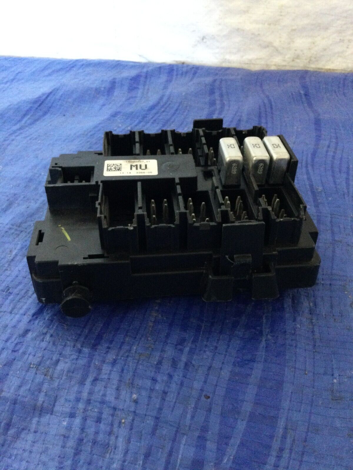 2007-2009 Cadillac Escalade ESV Fuse Relay Box OEM  15093837
